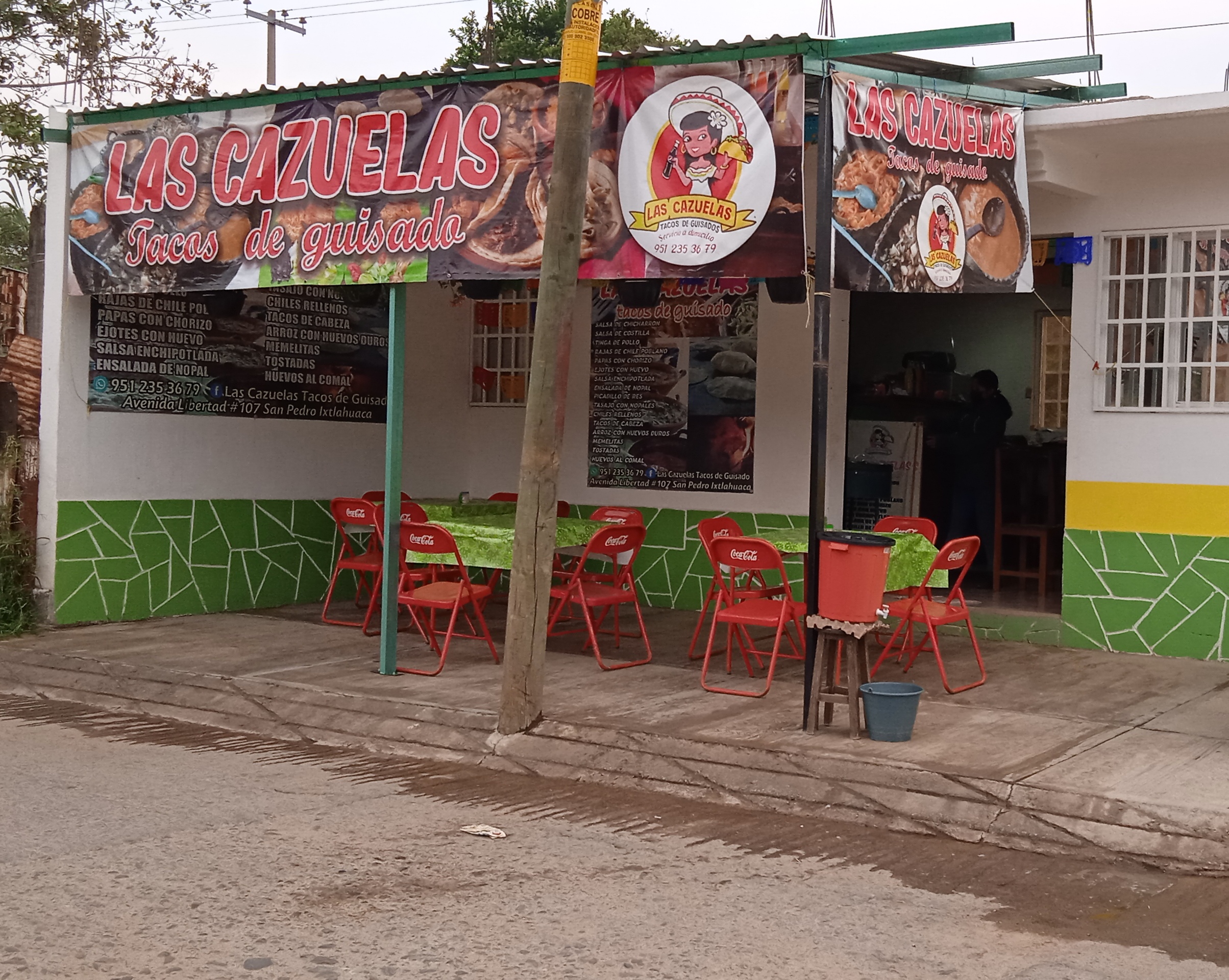 LAS CAZUELAS TACOS DE GUISADOS image 1