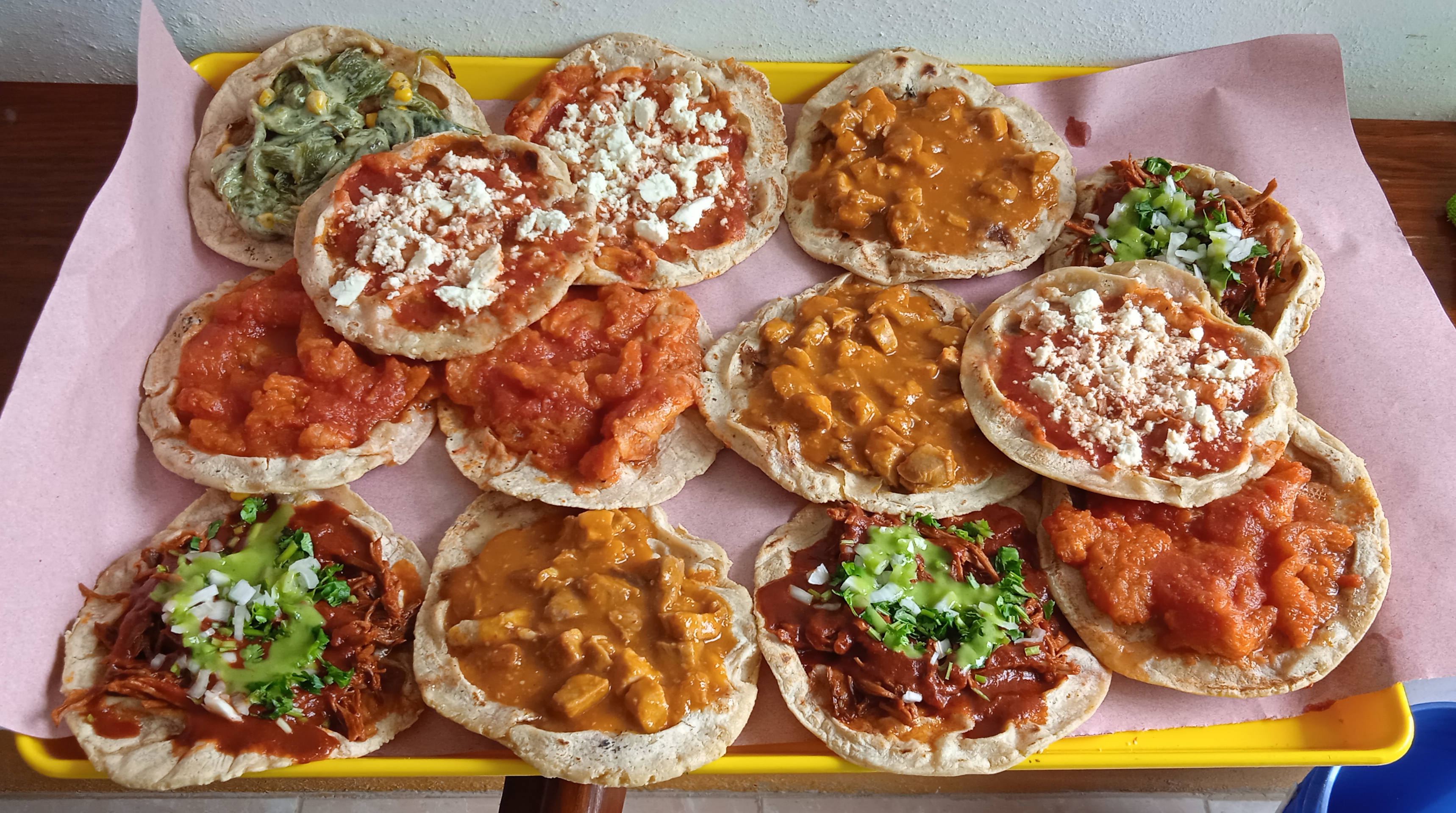 LAS CAZUELAS TACOS DE GUISADOS image 2