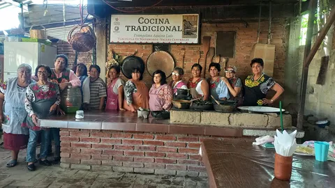 Nana Vira Traditional Cuisine image 3
