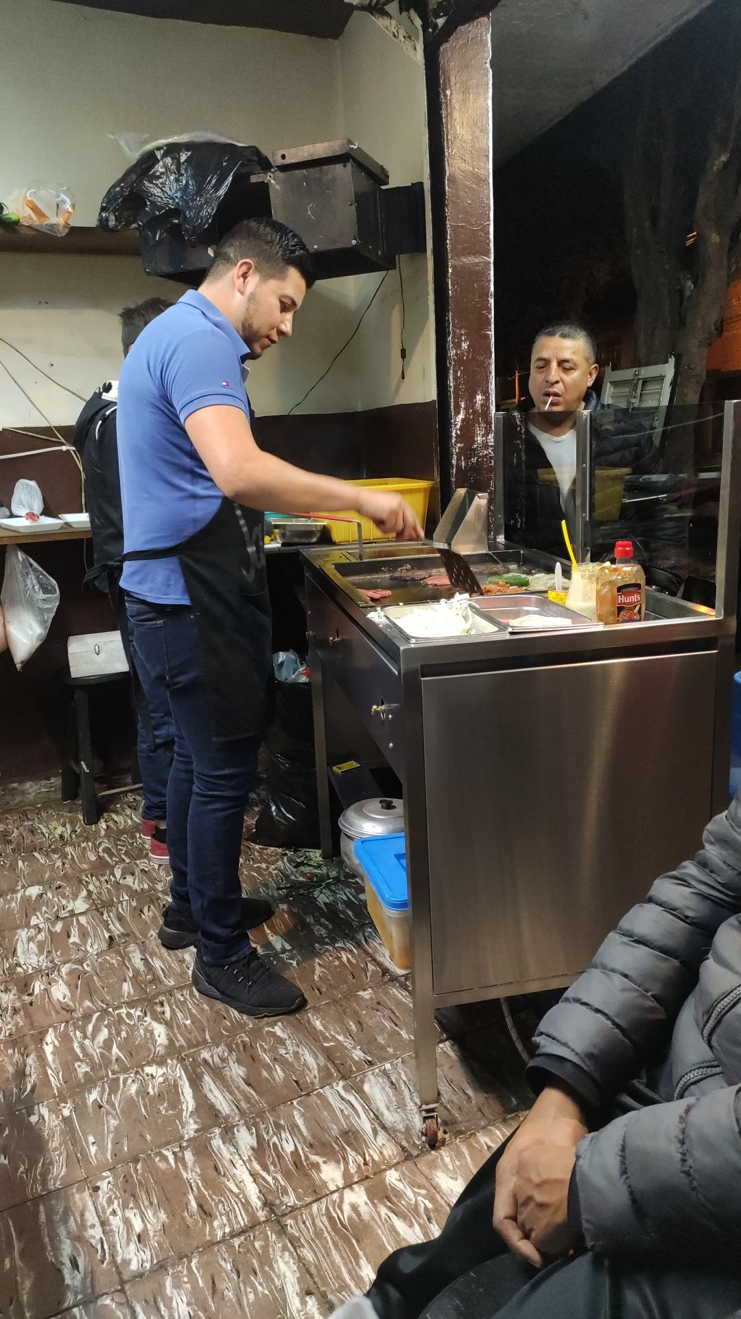 Hamburguesas, Burritos y quesadillas al carbón image 4