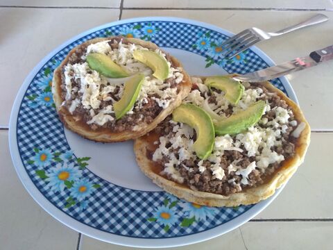 Antojitos y picadas veracruzanas image 1