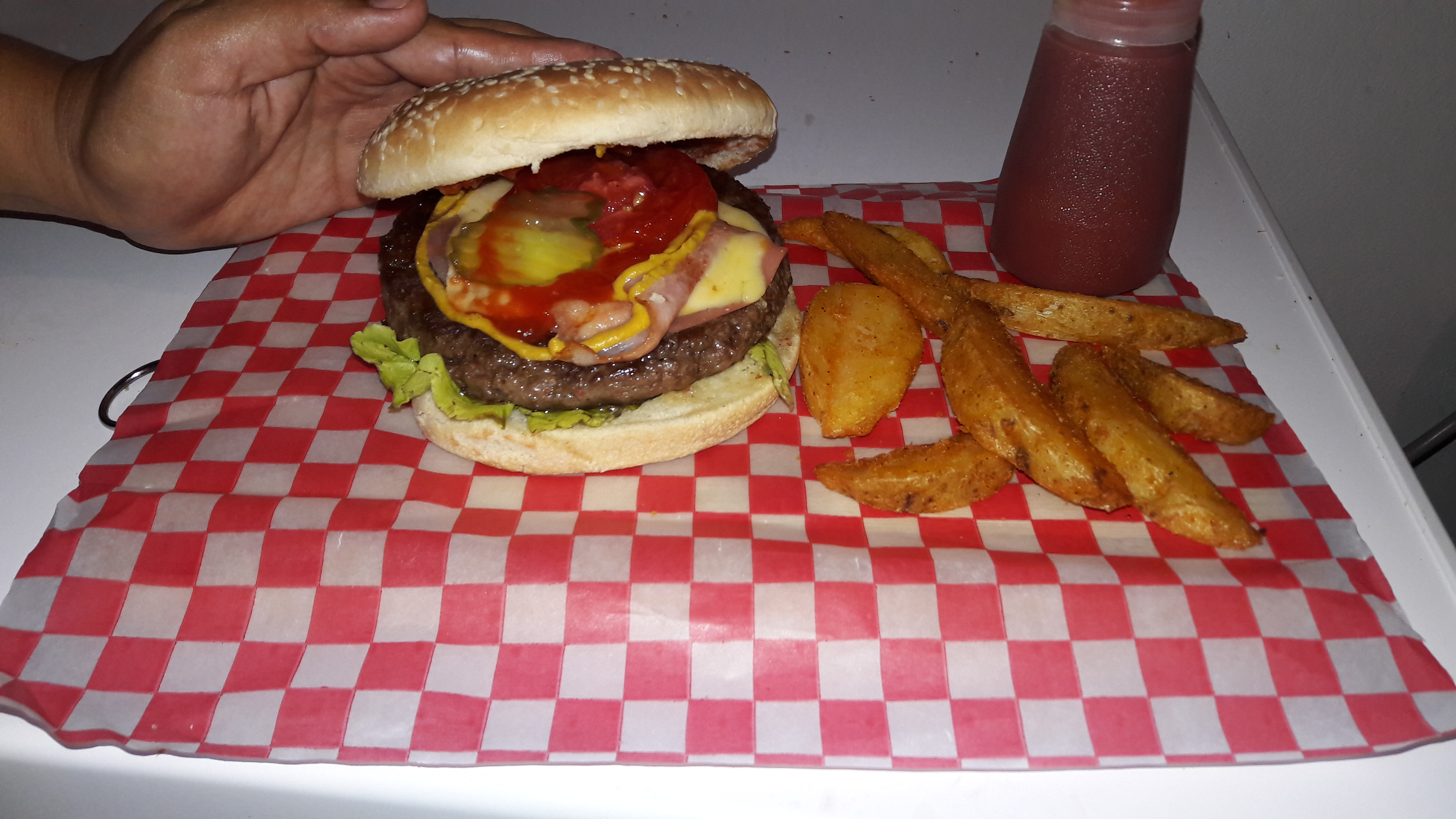 Burger House image 1