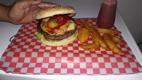 Burger House image 1