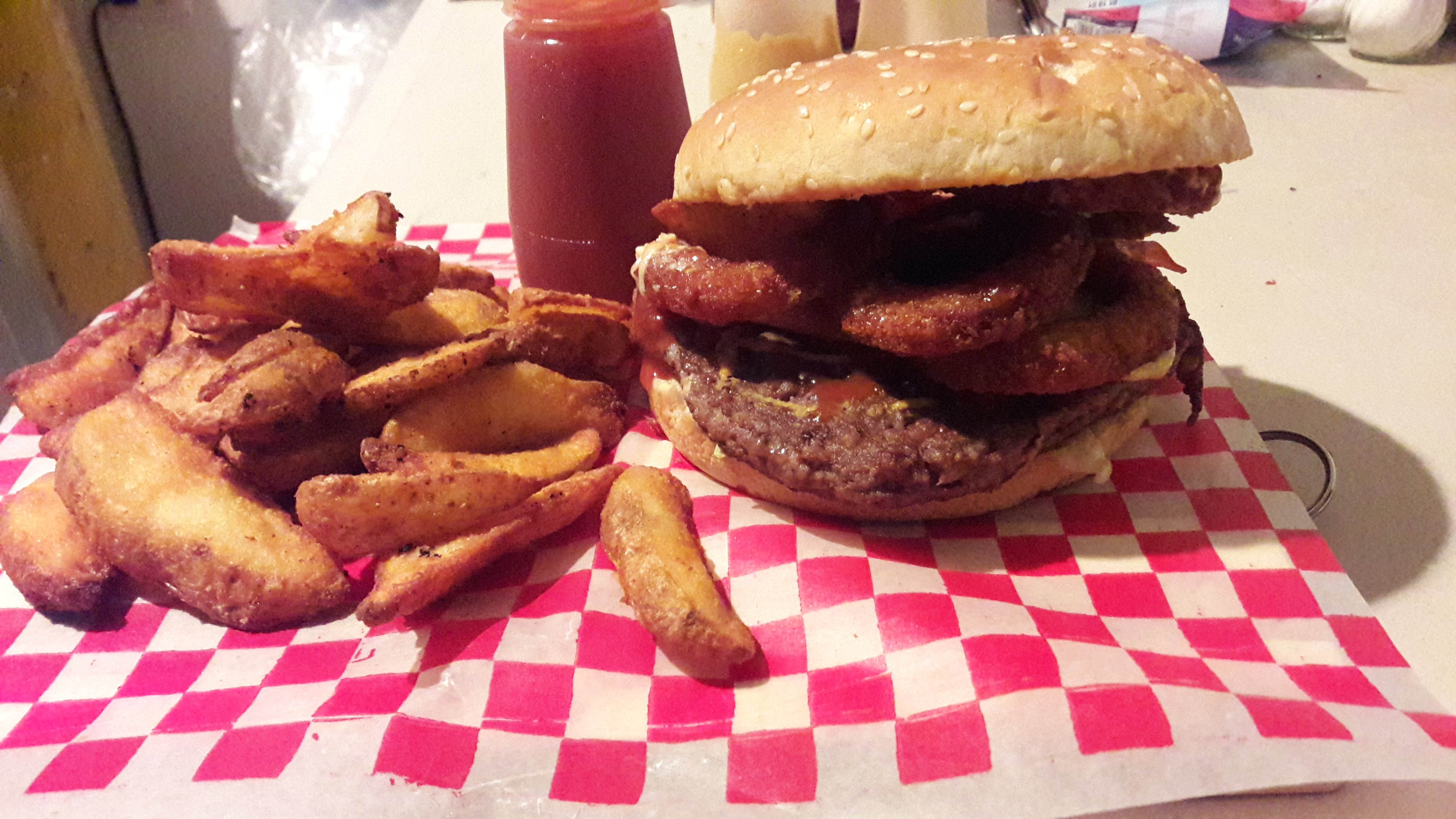 Burger House image 3