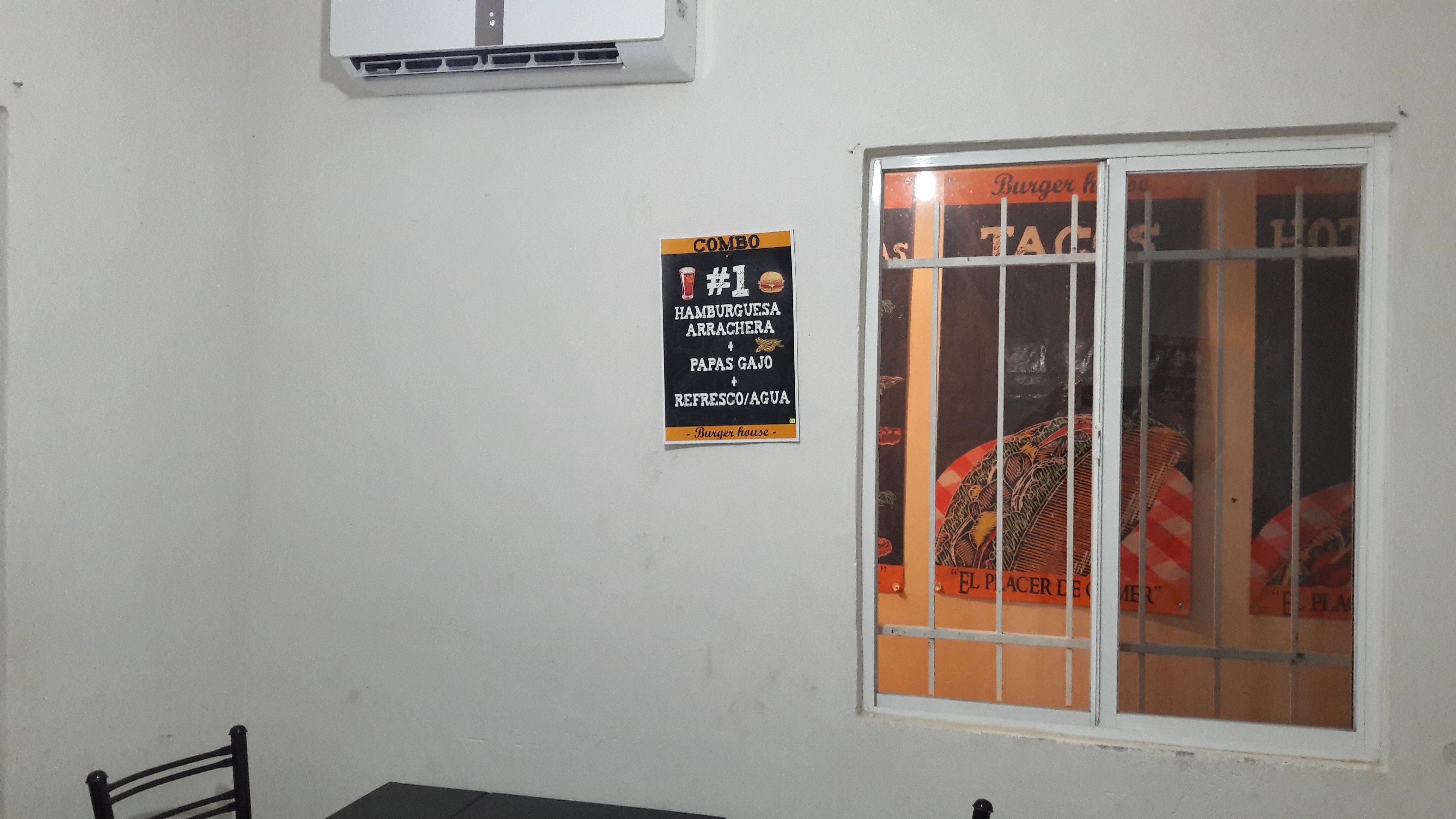 Burger House image 8