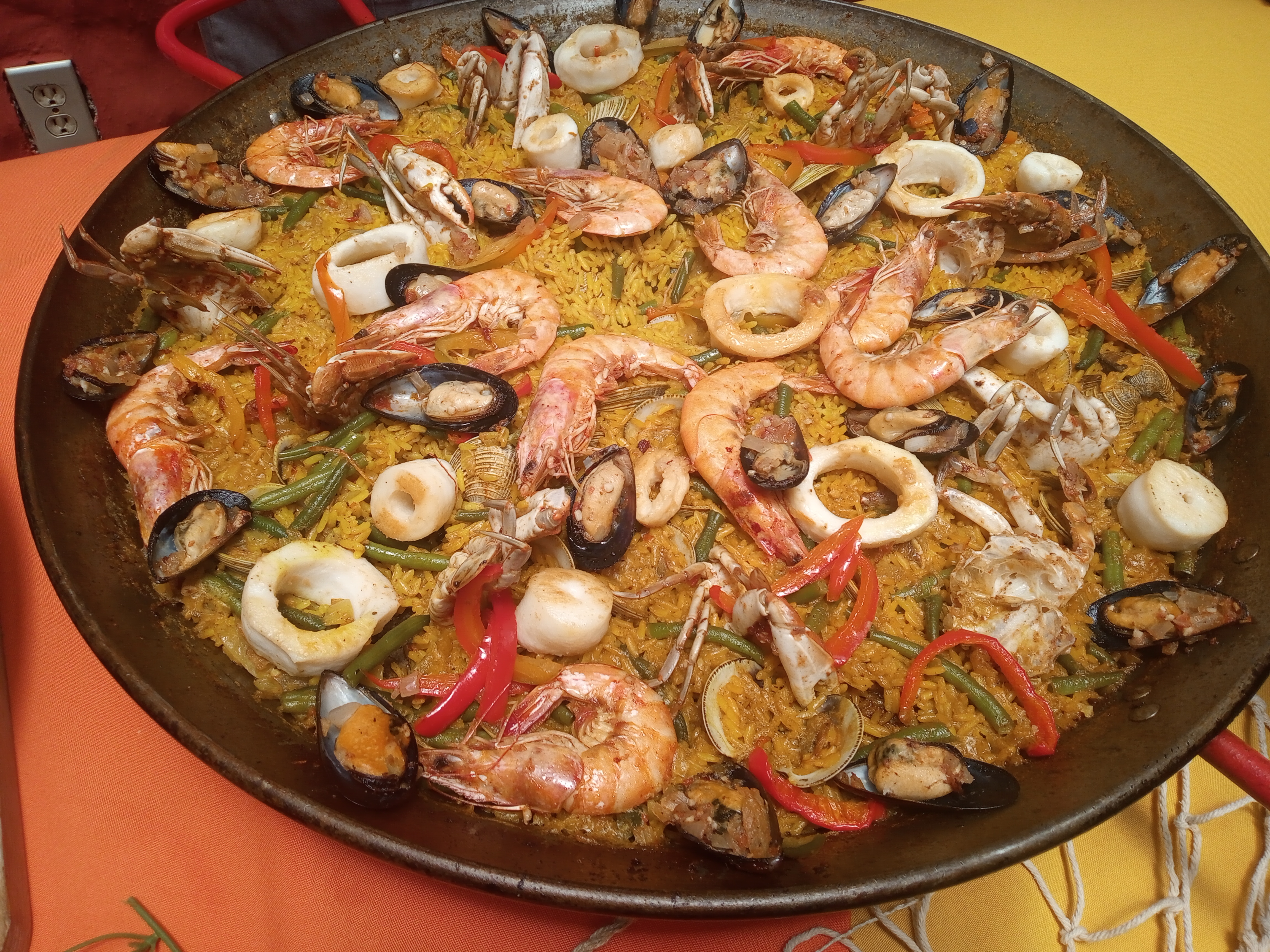 Centro Español - Restaurante, Tapas y Bar. Salón de Eventos y Banquetes. image 9