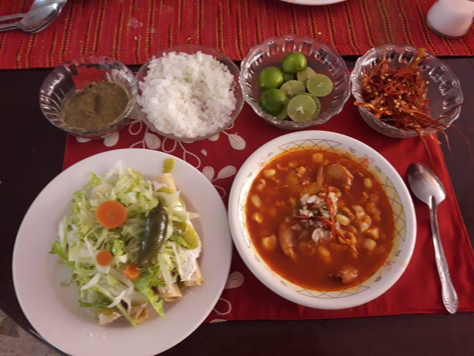 LA TRADICIÓN Cenaduría image 6