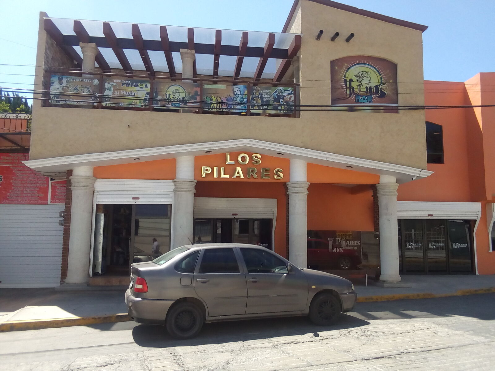 Los Pilares image 1