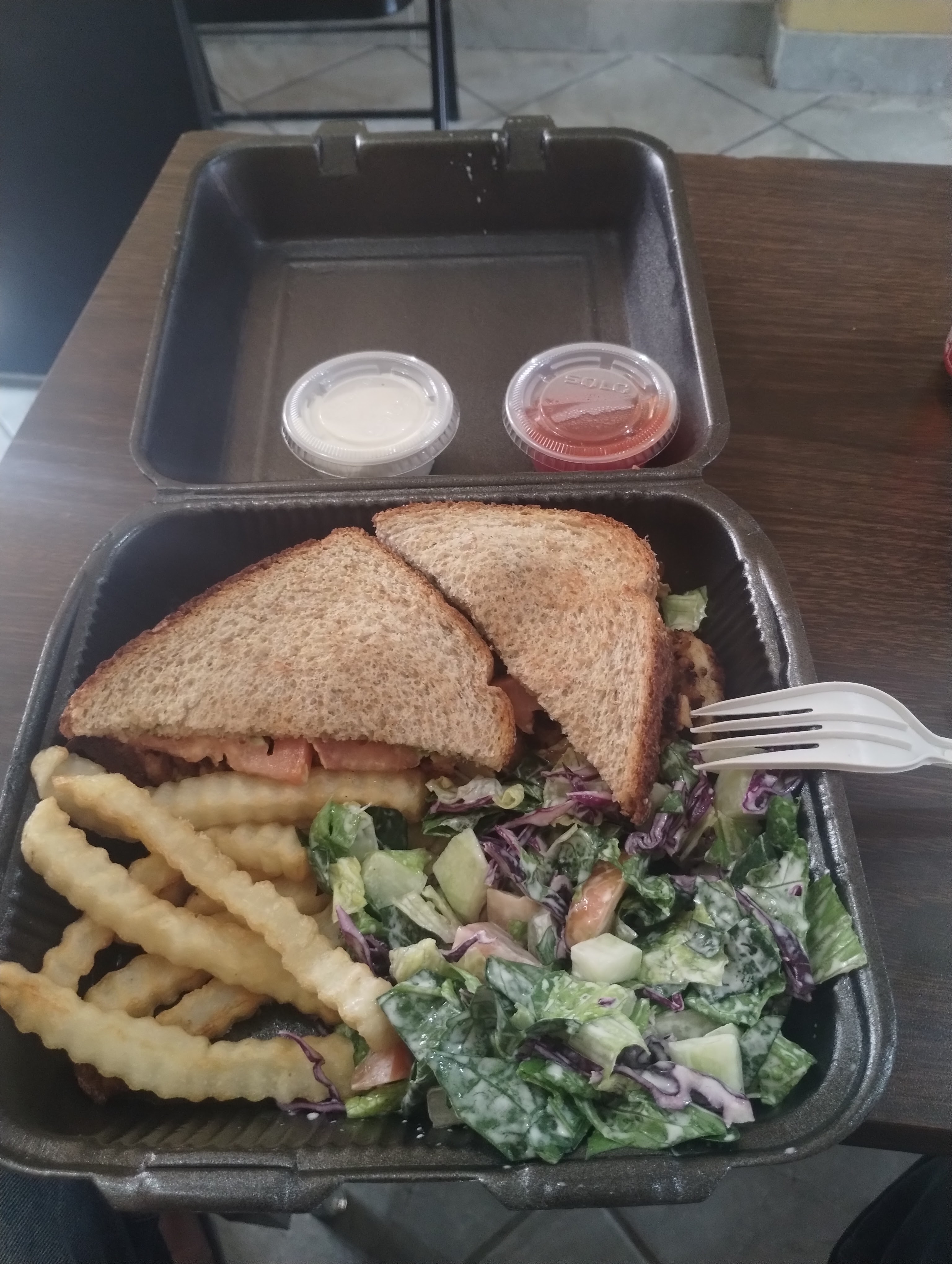 Mix Salad House image 9