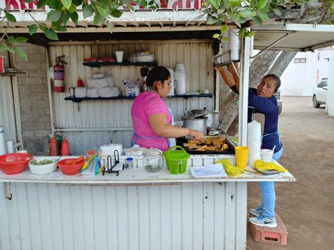 Birrieria El Valle image 1