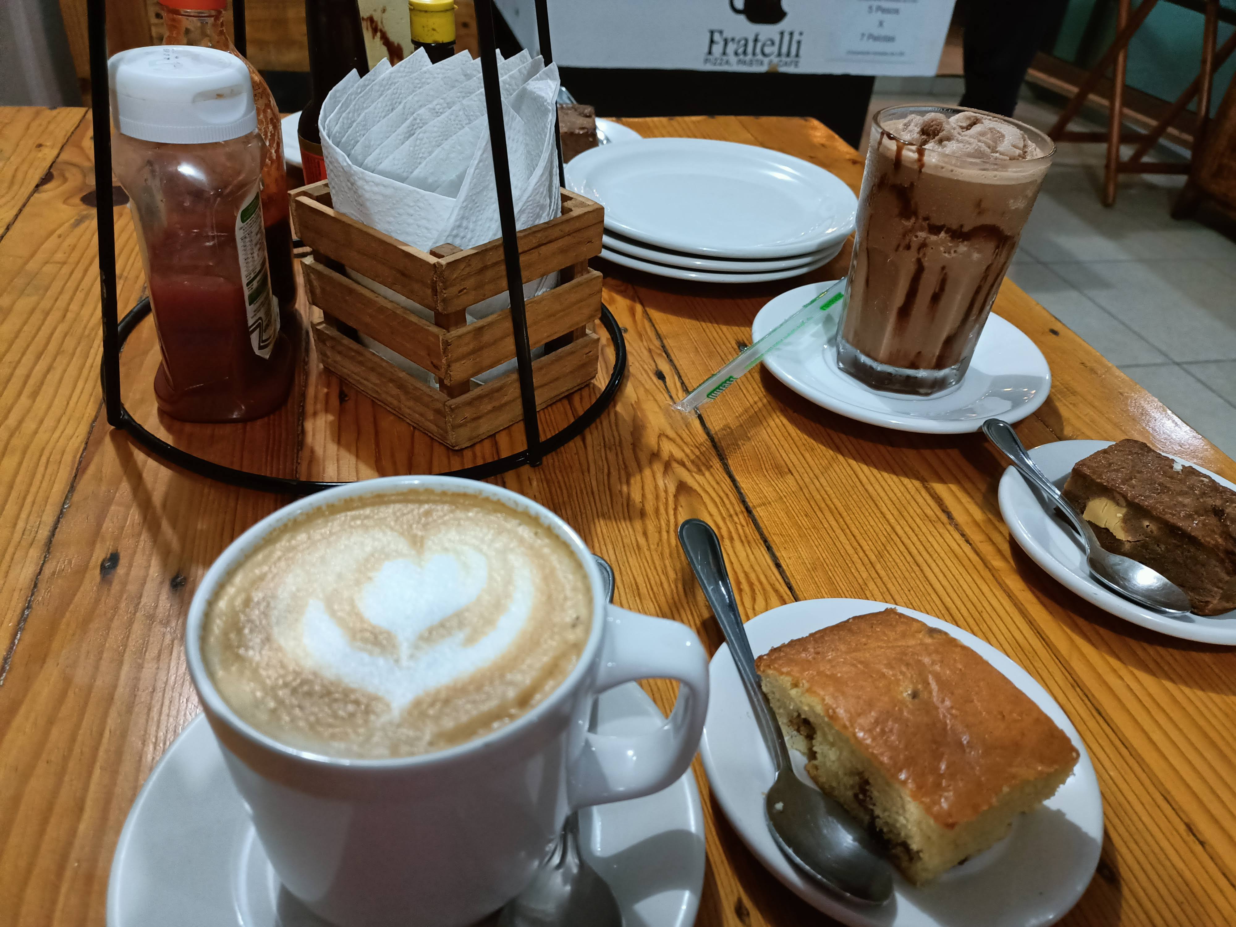 Fratelli Pizza Pasta Cafe image 6