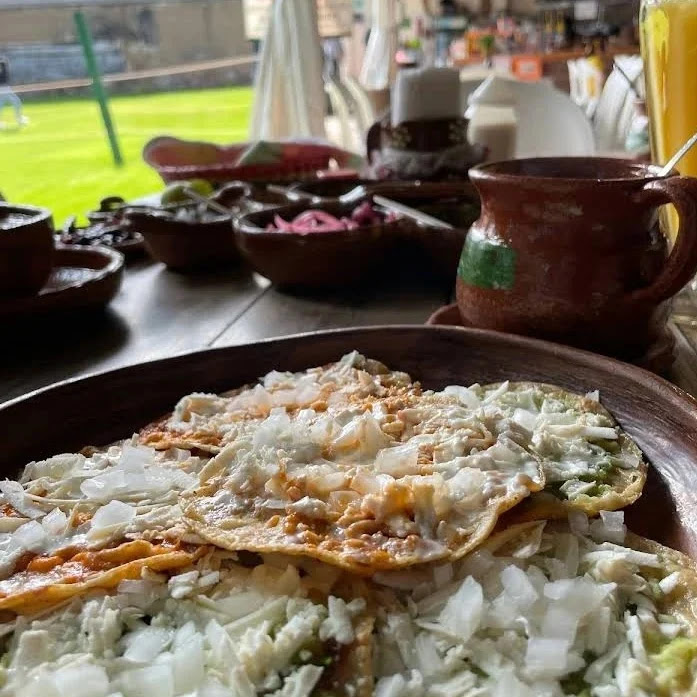 Antojeria Las Jacarandas image 3