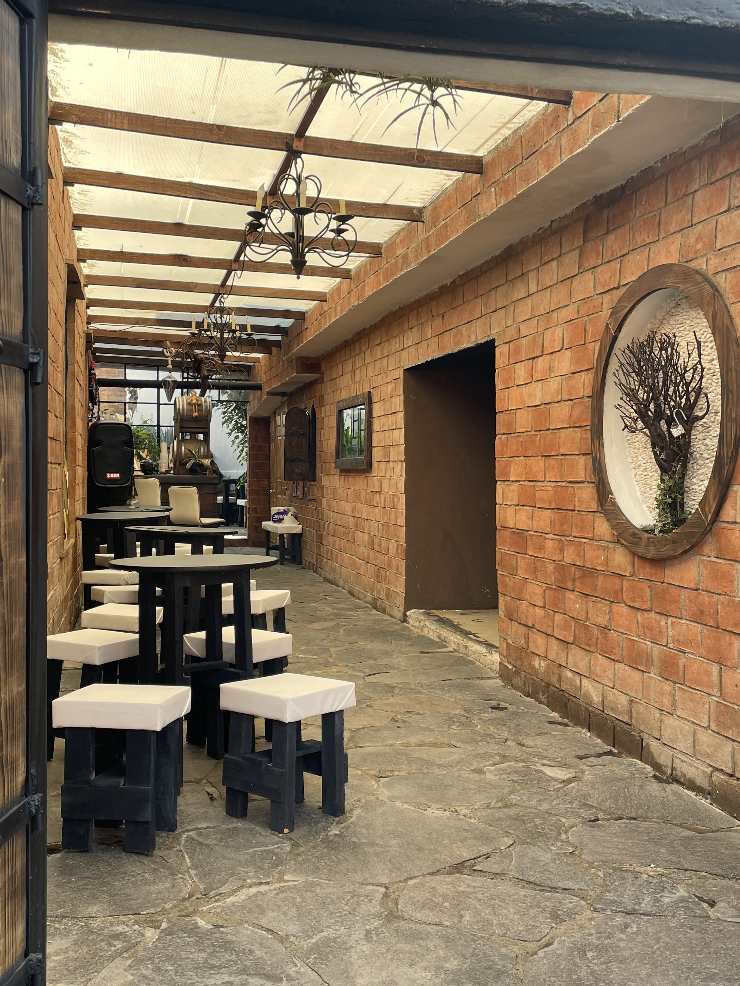 Garage Calavera image 8