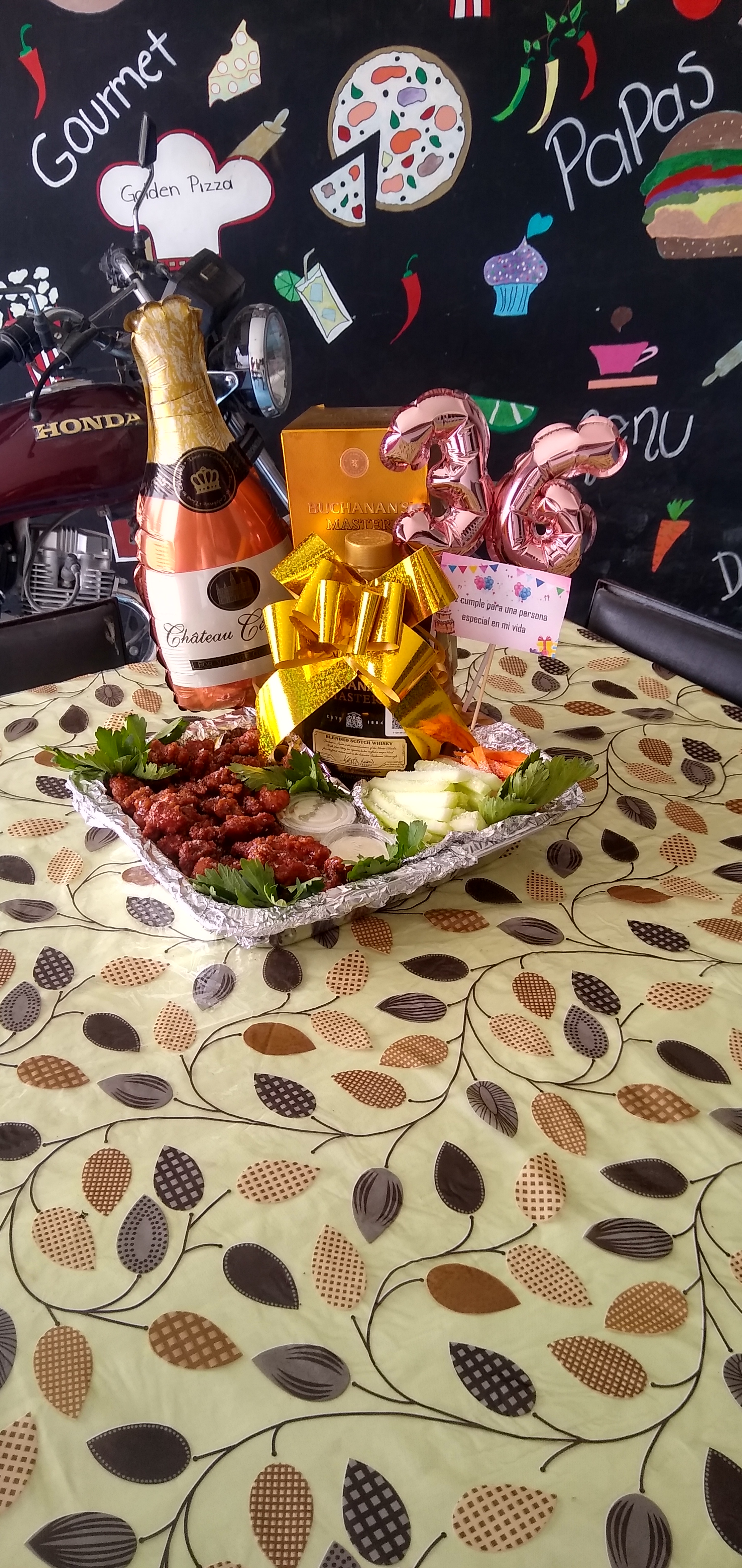 Golden Pizzas image 2