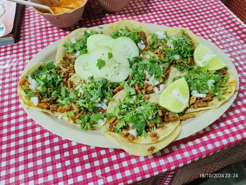 Taqueria Doña Oty image 1