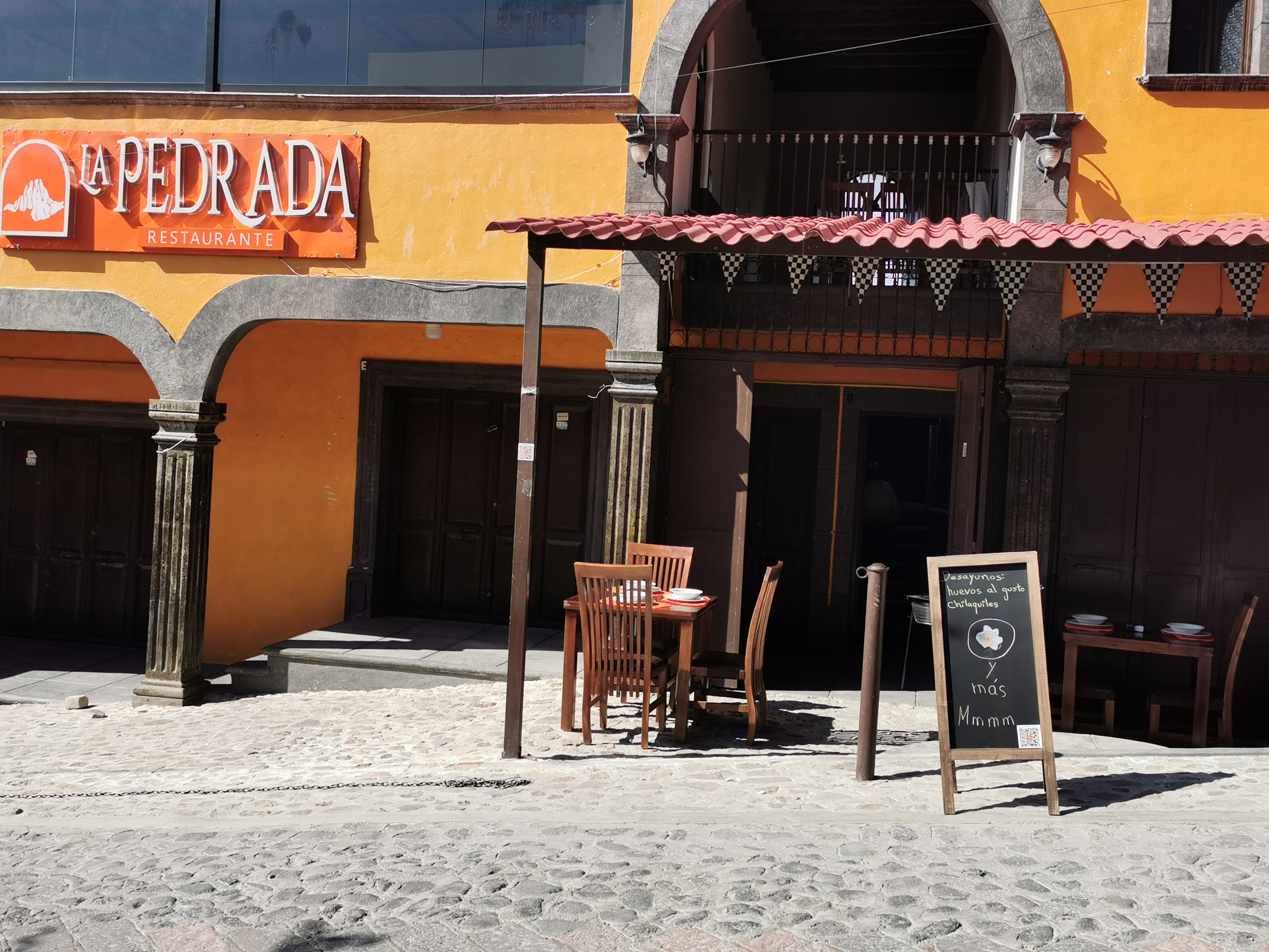 LA PEDRADA BERNAL image 1