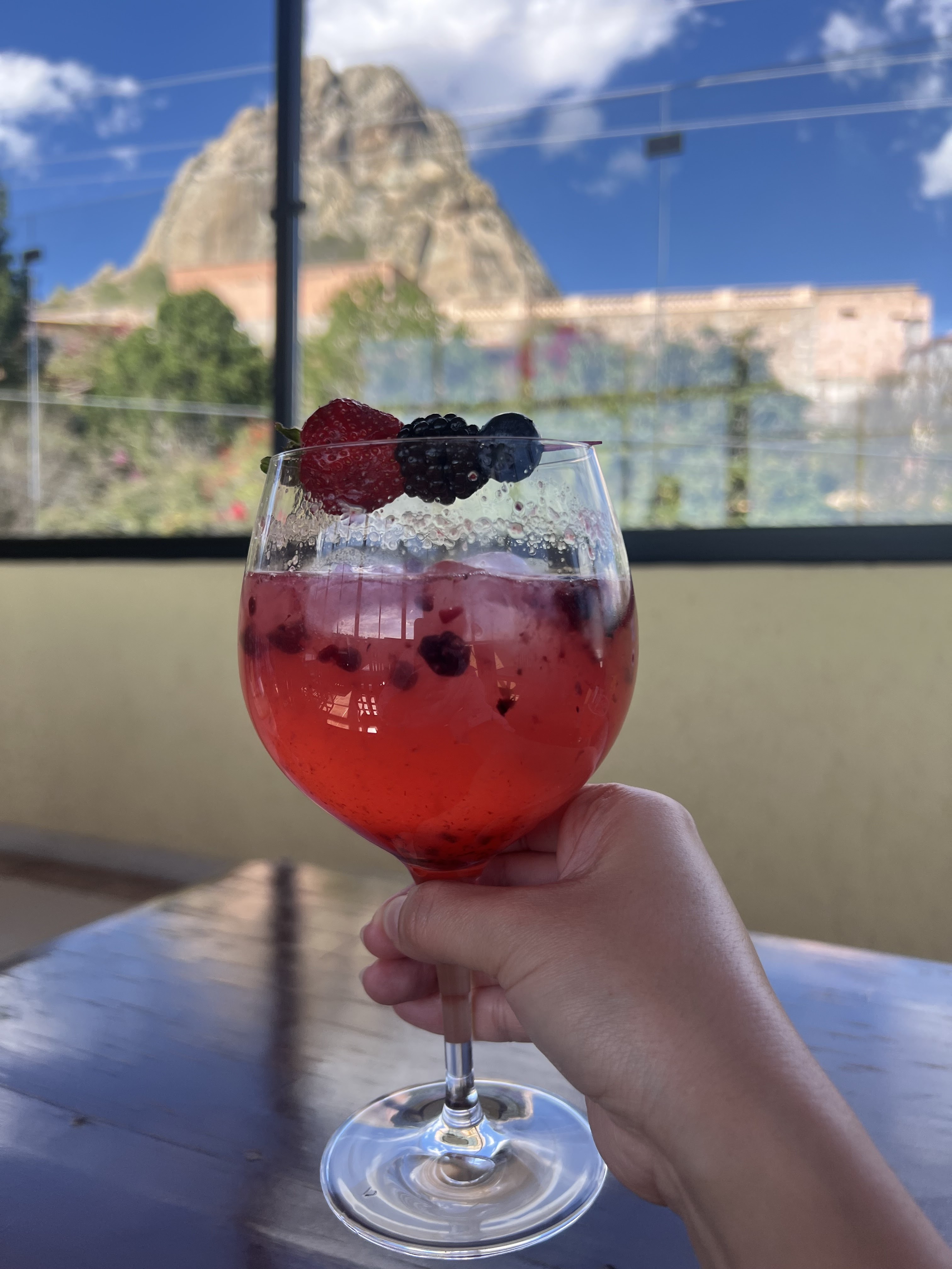 LA PEDRADA BERNAL image 5