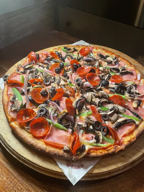 La esquina pizzería image 2