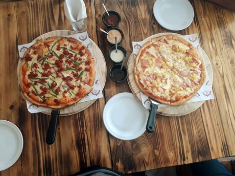 La esquina pizzería image 6