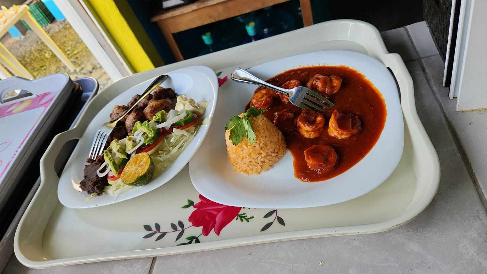 Restaurant bar el buen sazon image 2