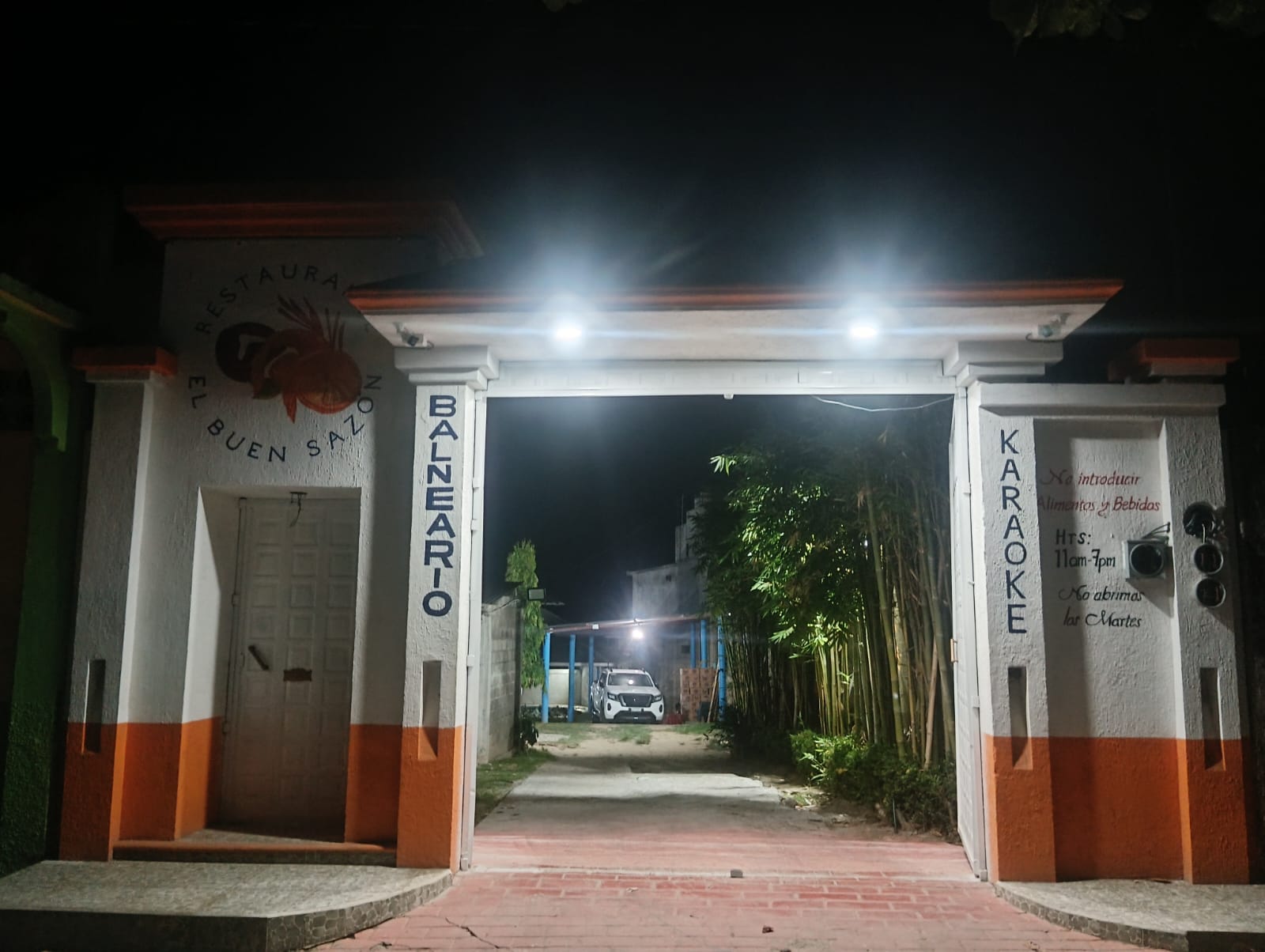 Restaurant bar el buen sazon image 7