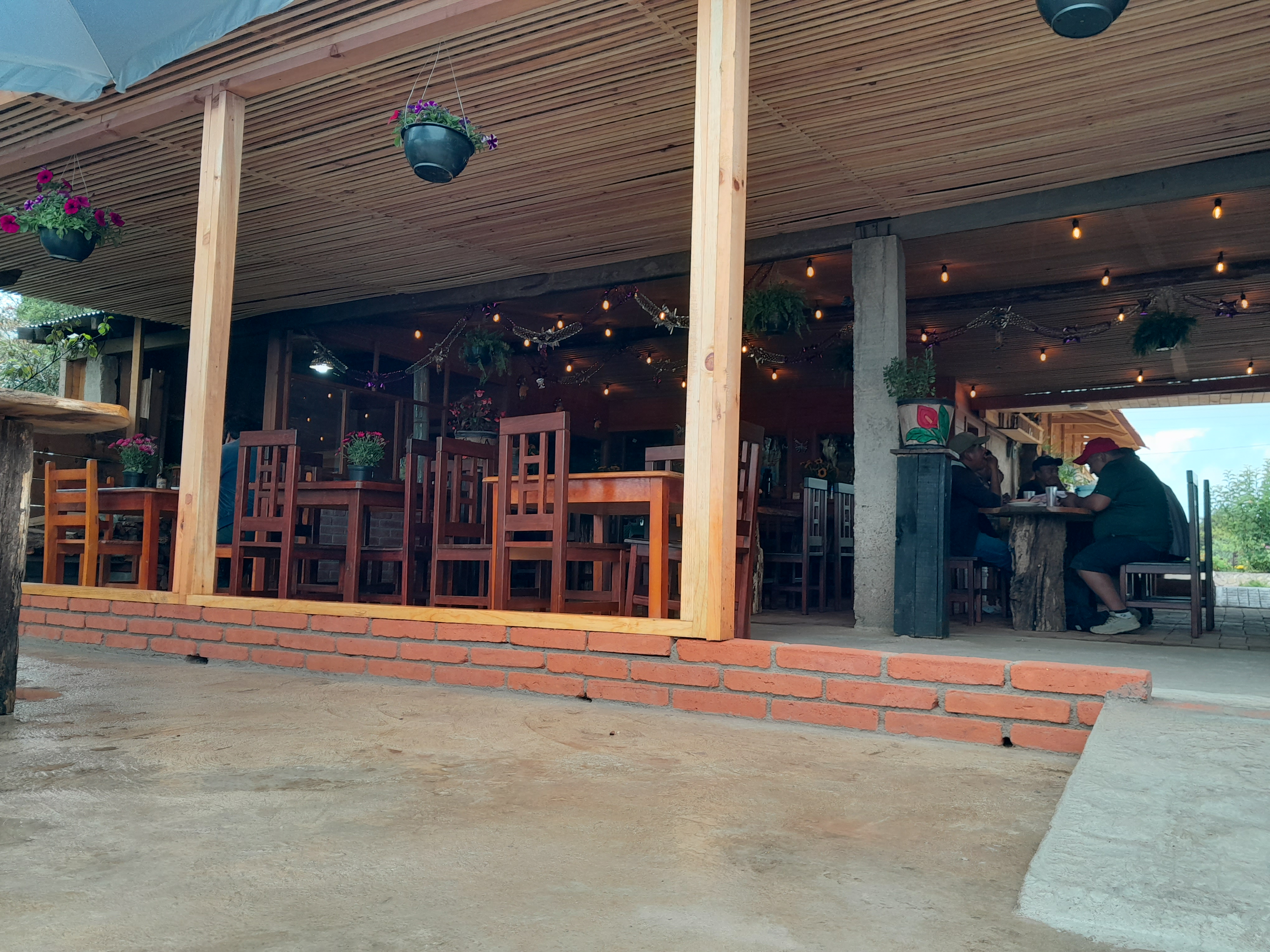 Restaurante Los Jardines image 1