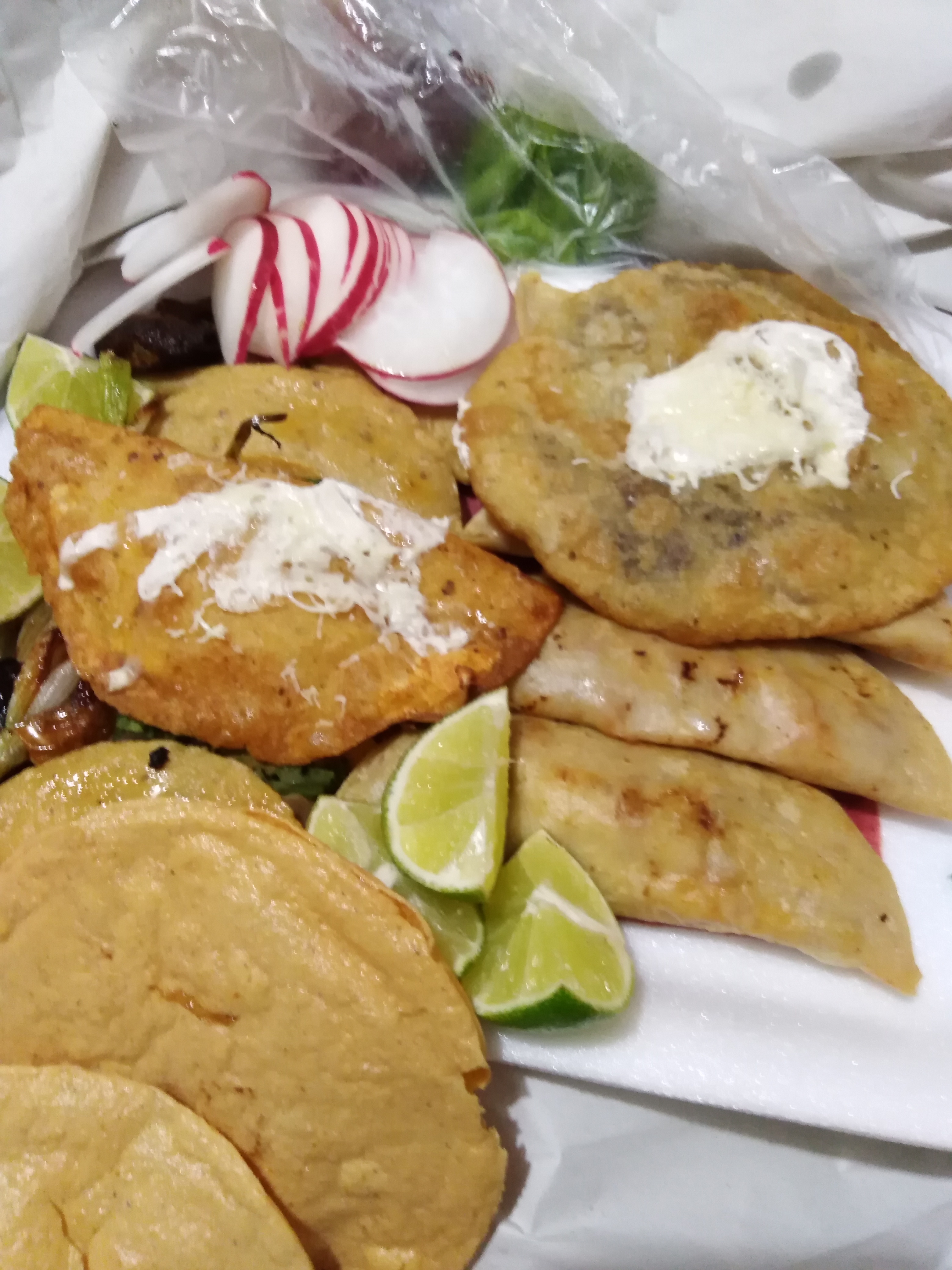 Antojitos Rossy image 1