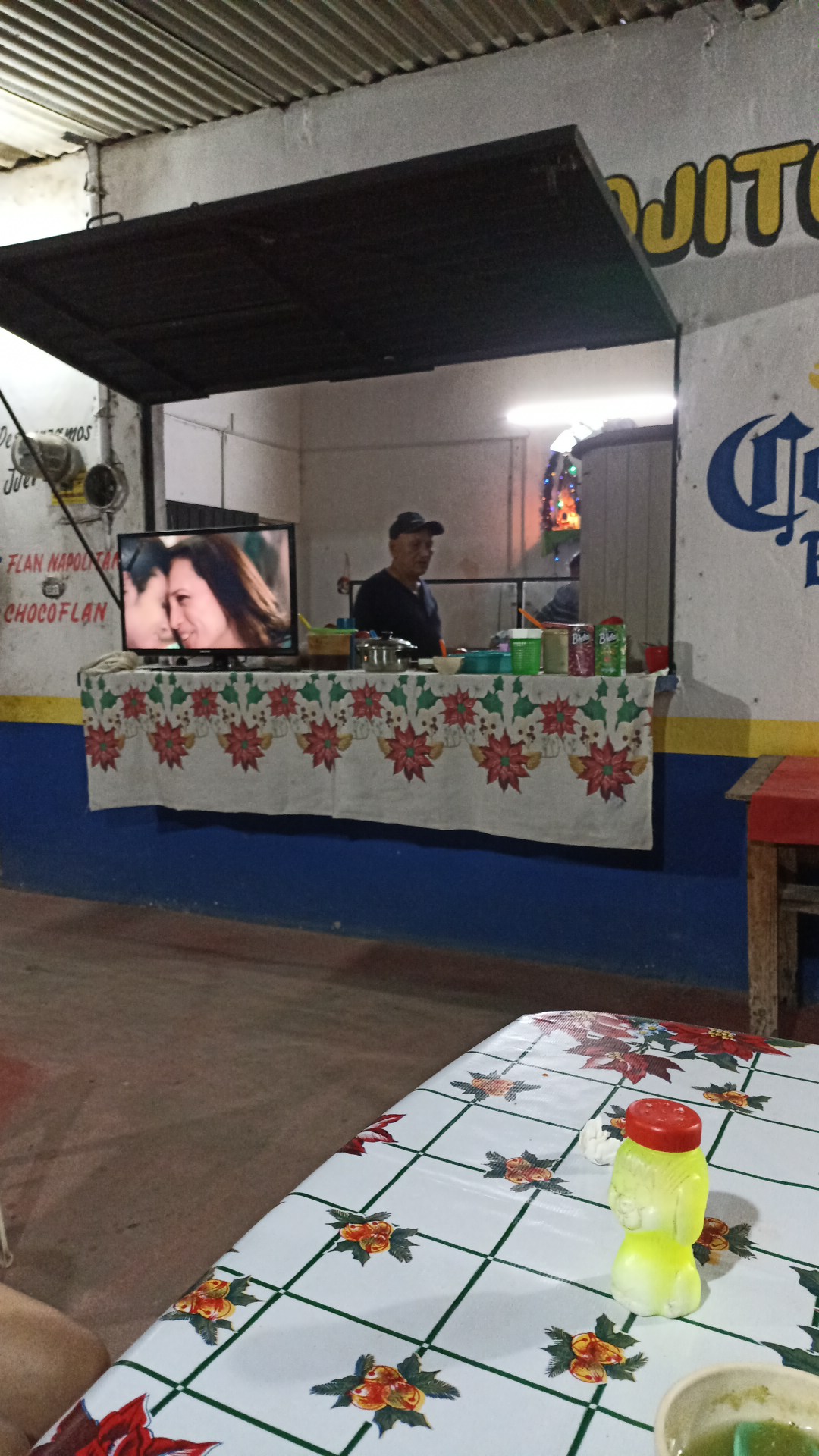 Taqueria "Las 3 Hermanas" image 6