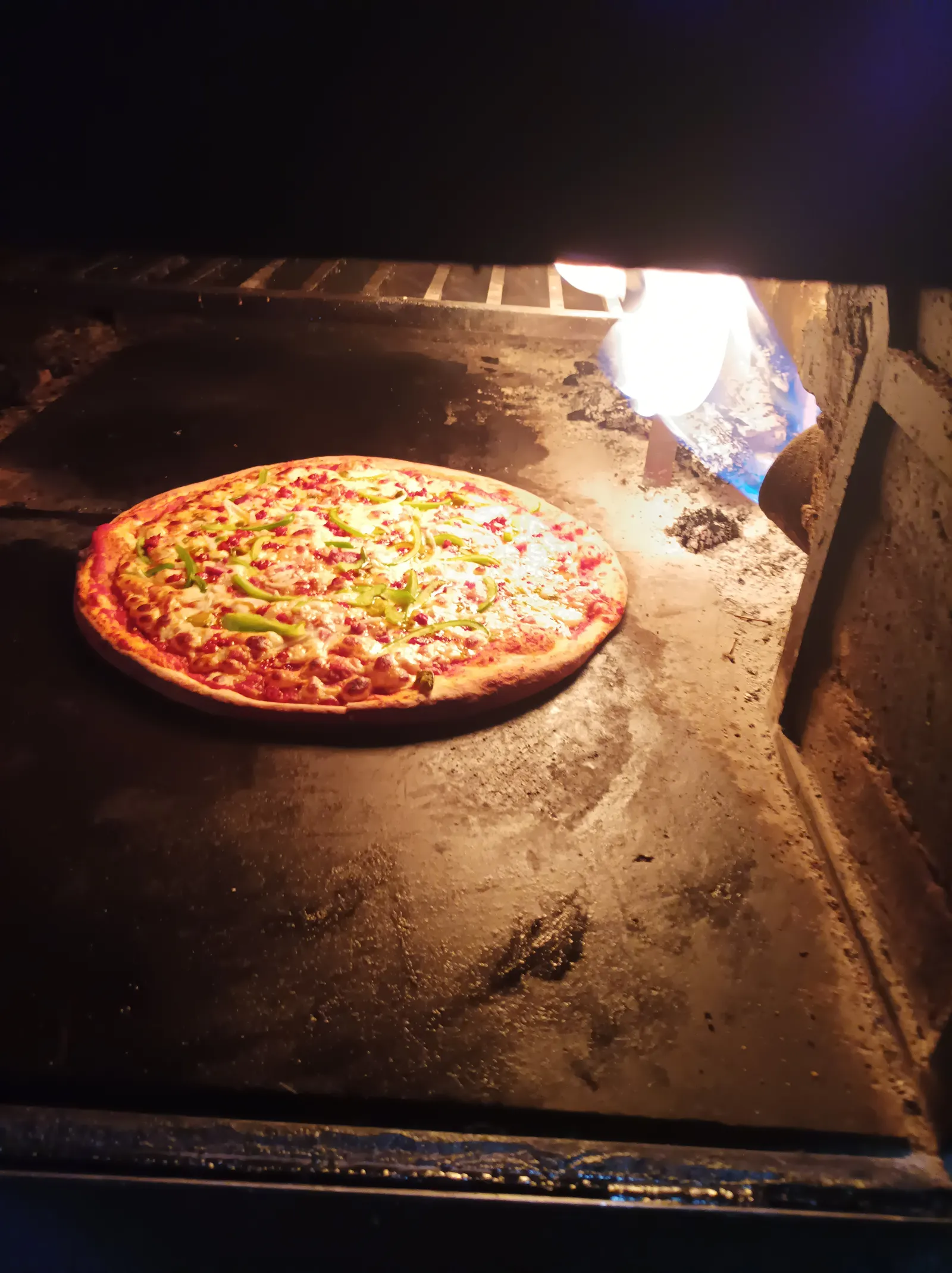 Pizzas "Don Goyo" San Nicolás image 3