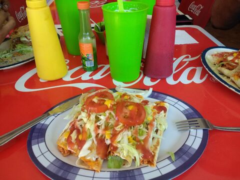 Loncheria "El Chamaco" image 1