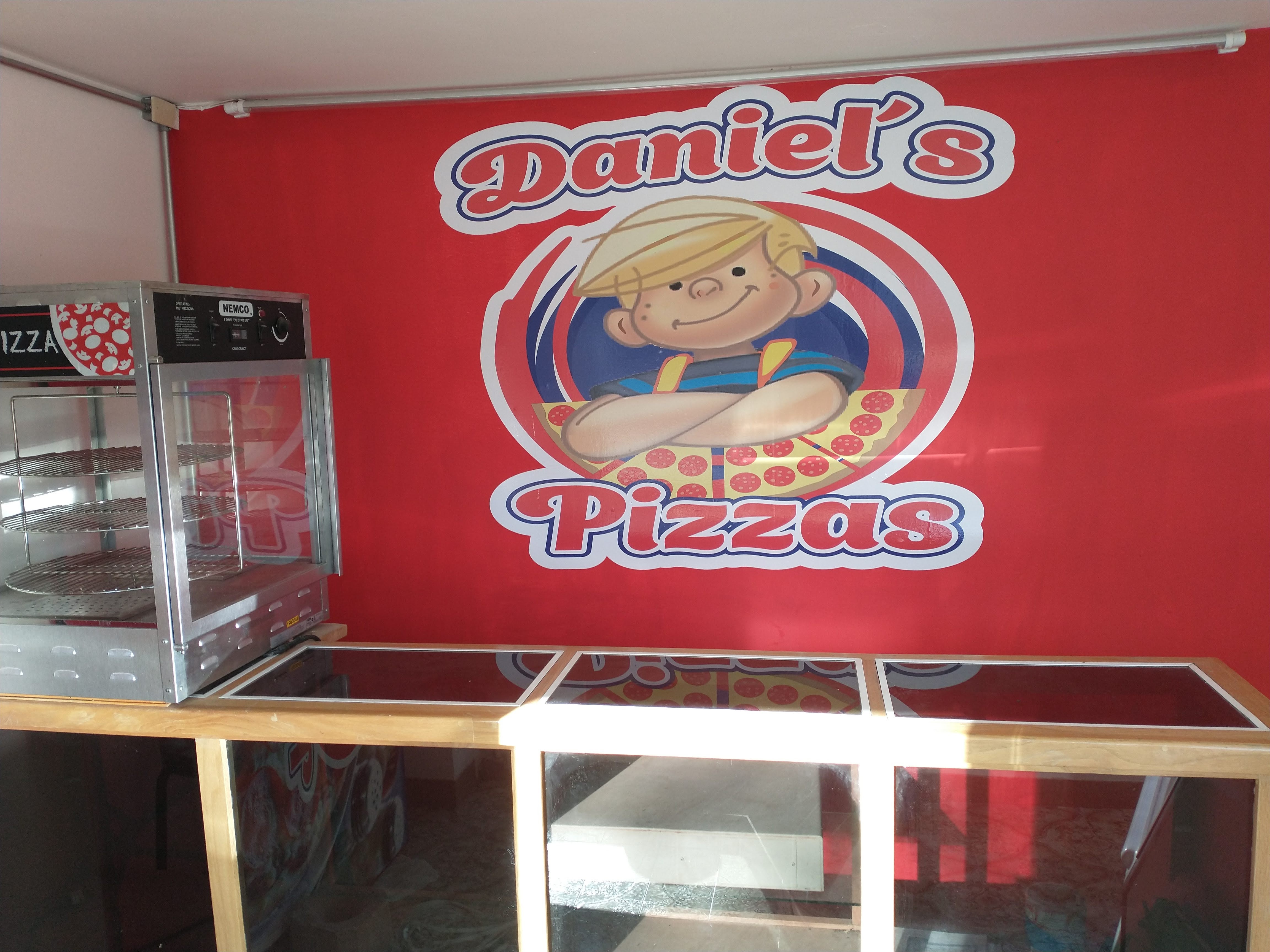 PIZZAS DANIEL'S image 6