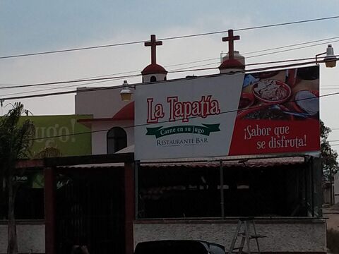 LA TAPATIA image 5