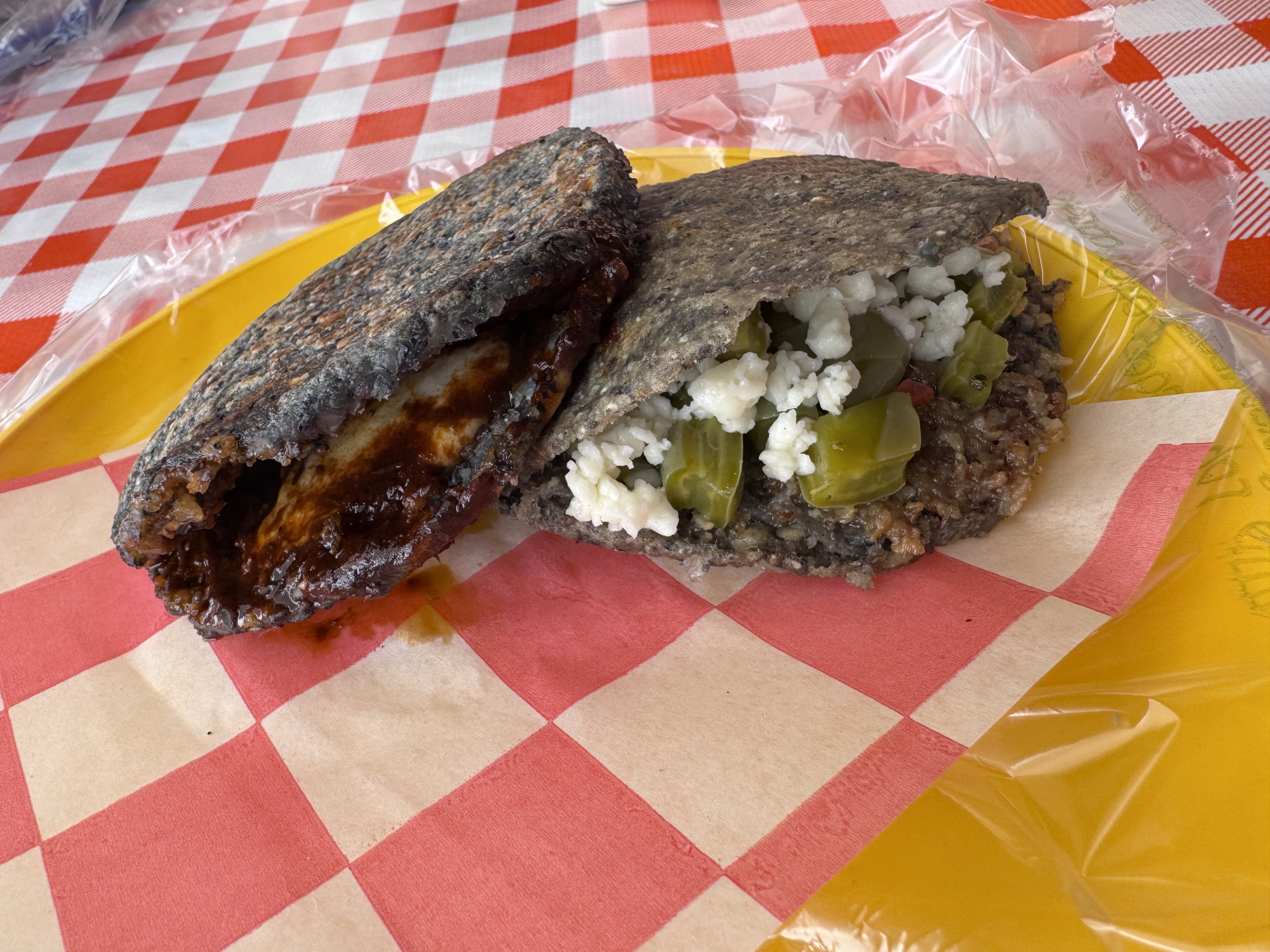 Gorditas de Maíz Quebrado "LOS PRIETOS" image 3