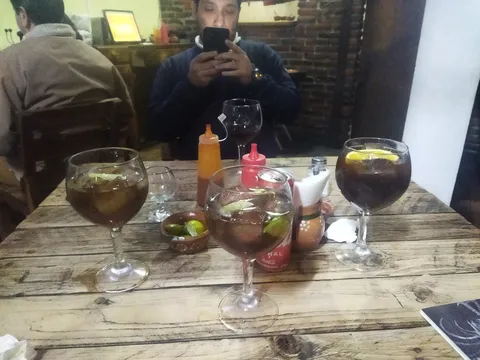La Gallera image 6