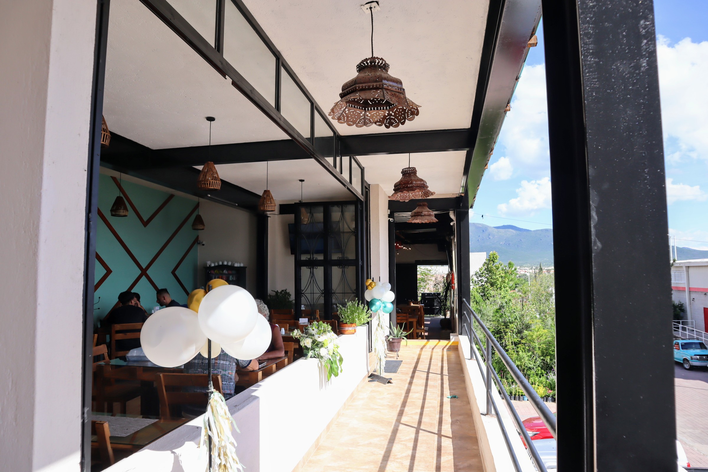 La Antigua Comida Tradicional image 3