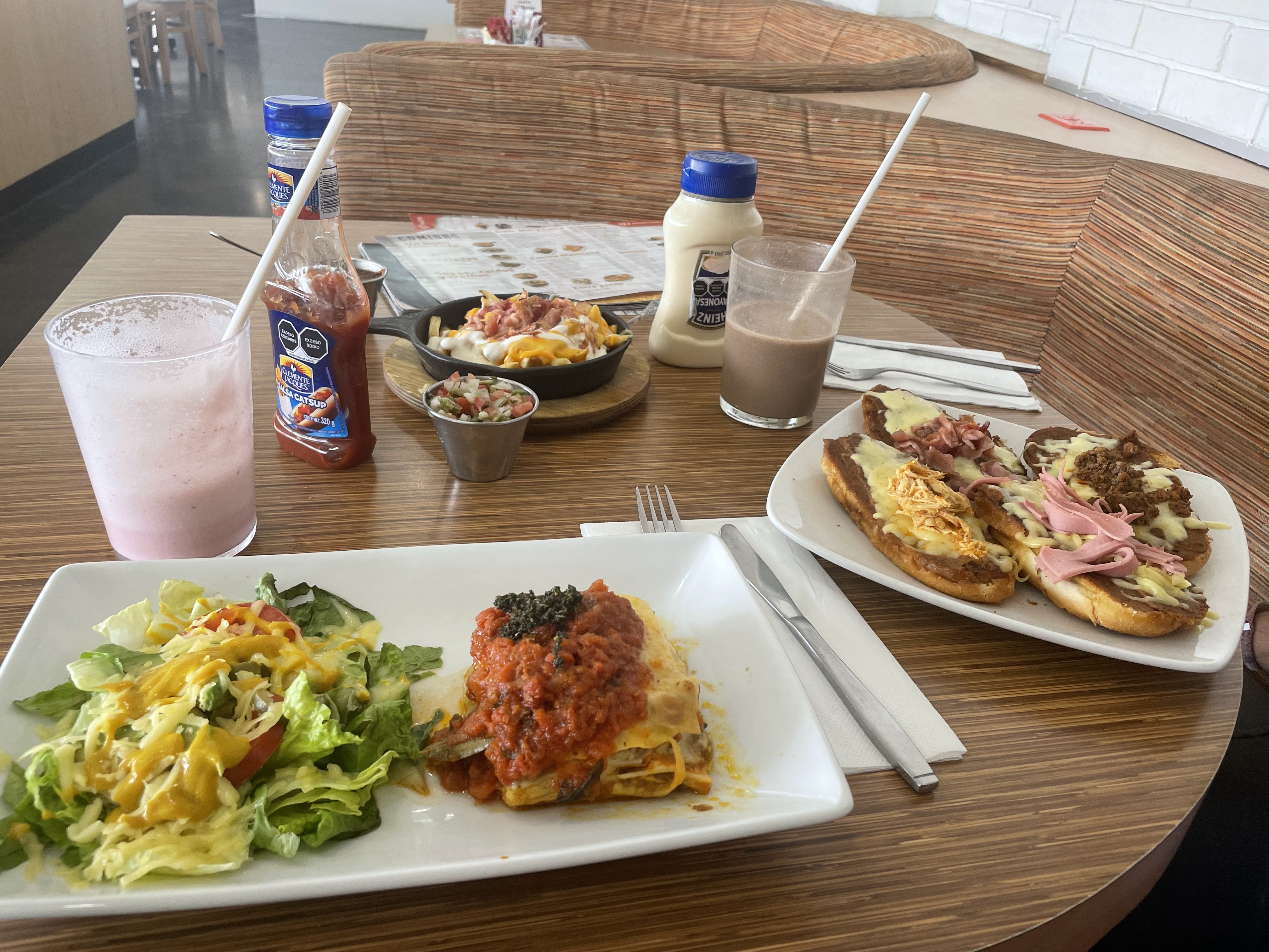 Martins Gomez Palacio image 8