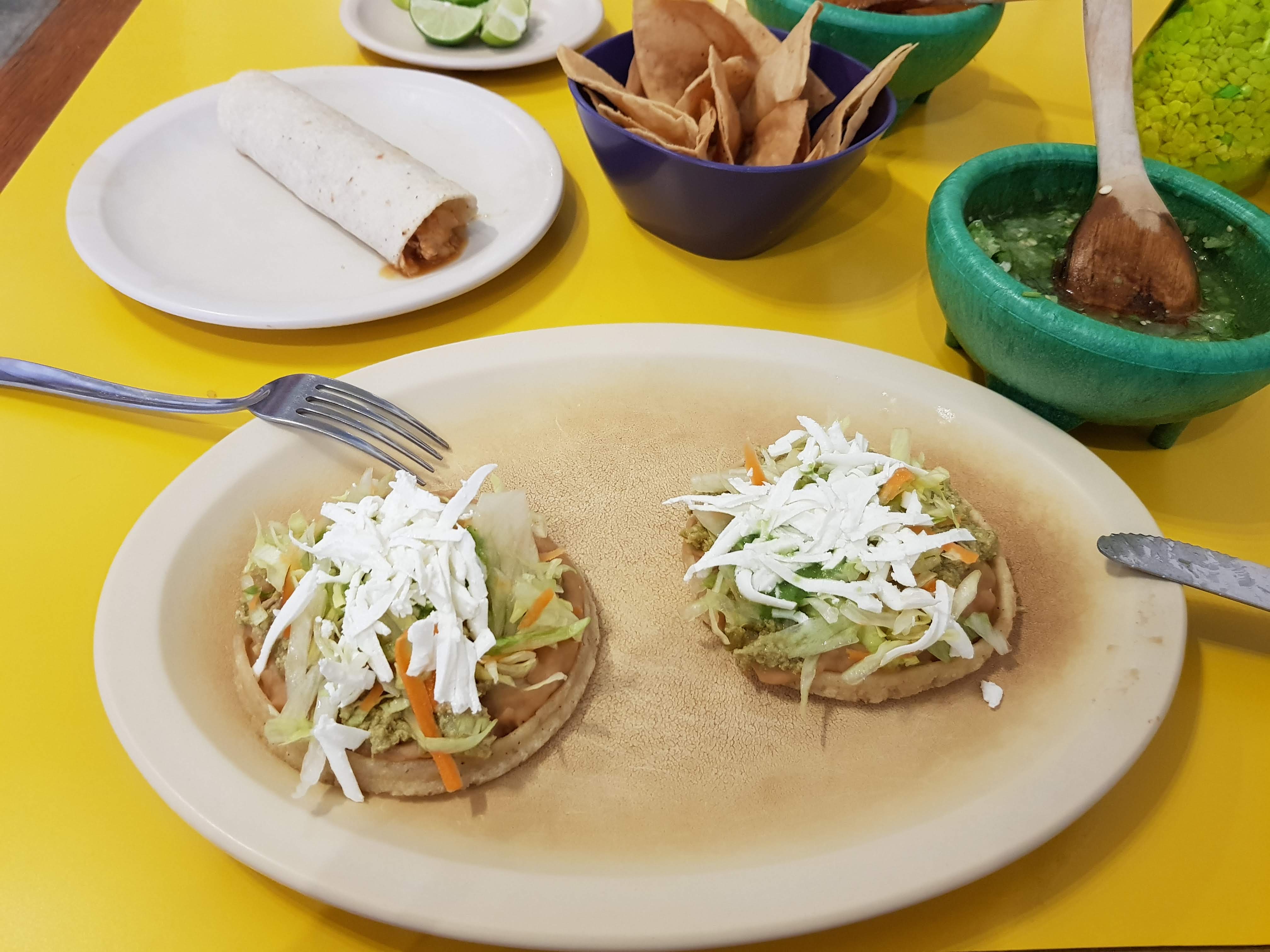 Los Farolitos Centro image 5