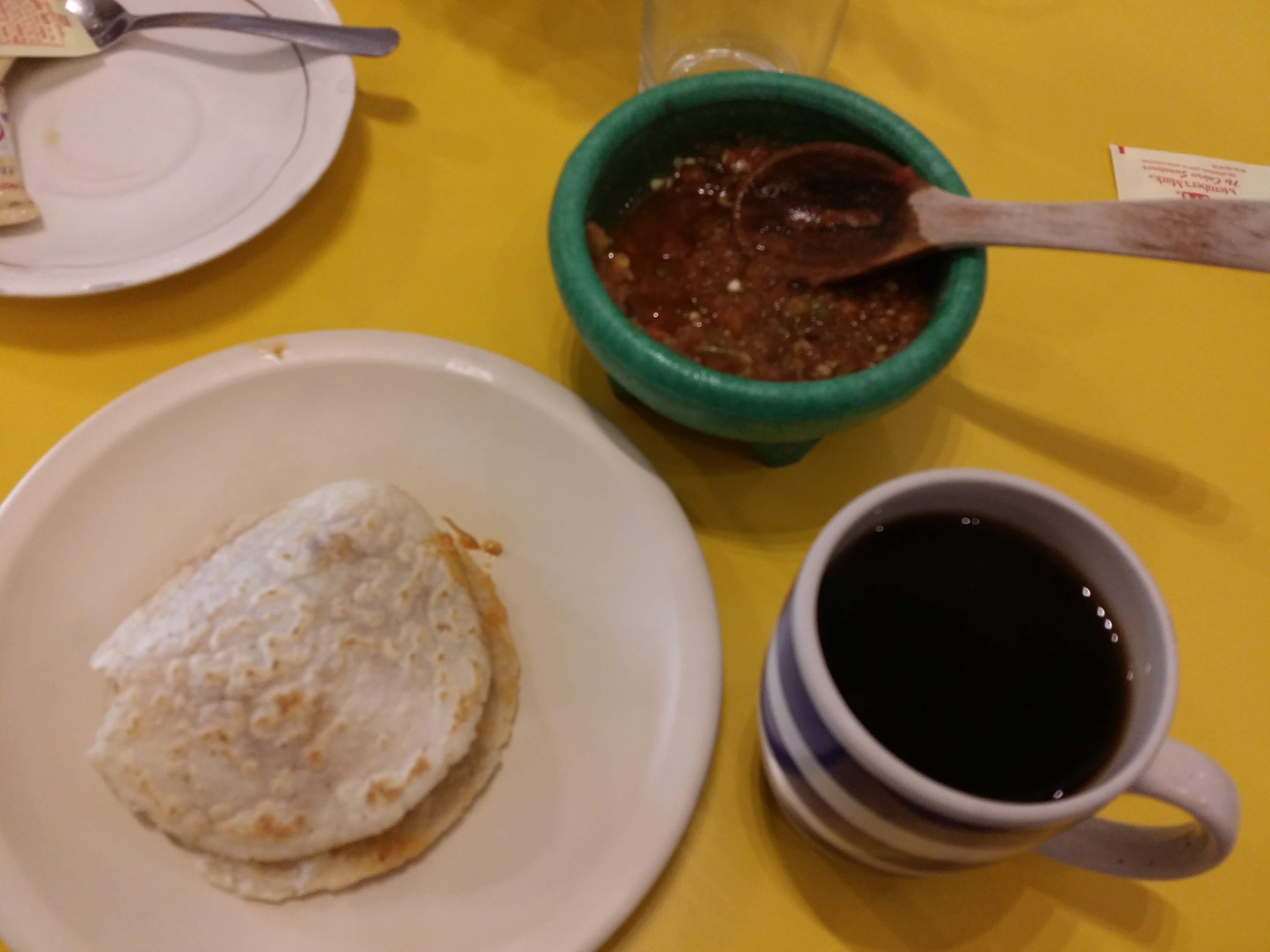 Los Farolitos Centro image 6