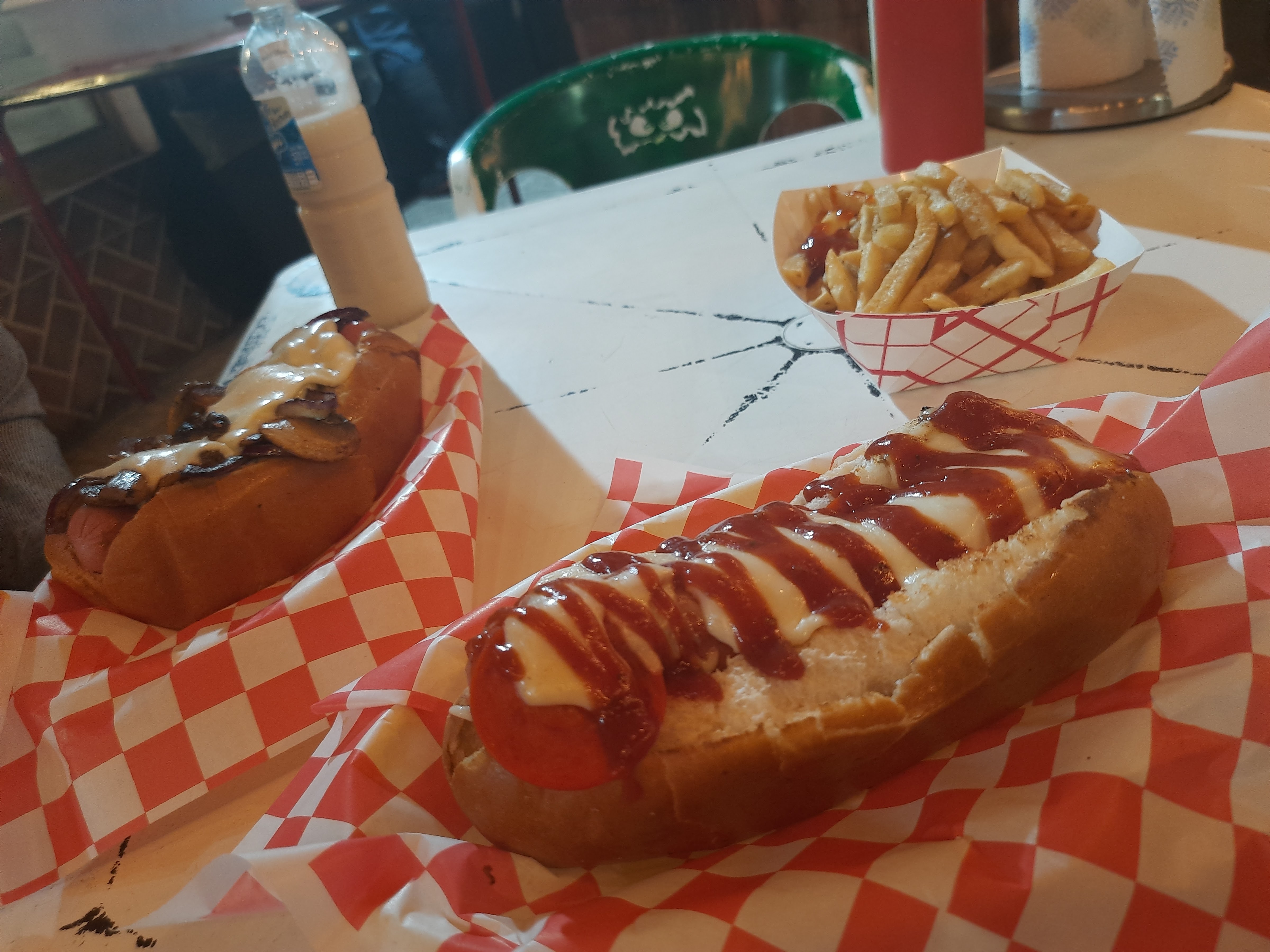 Monster Burgers image 9