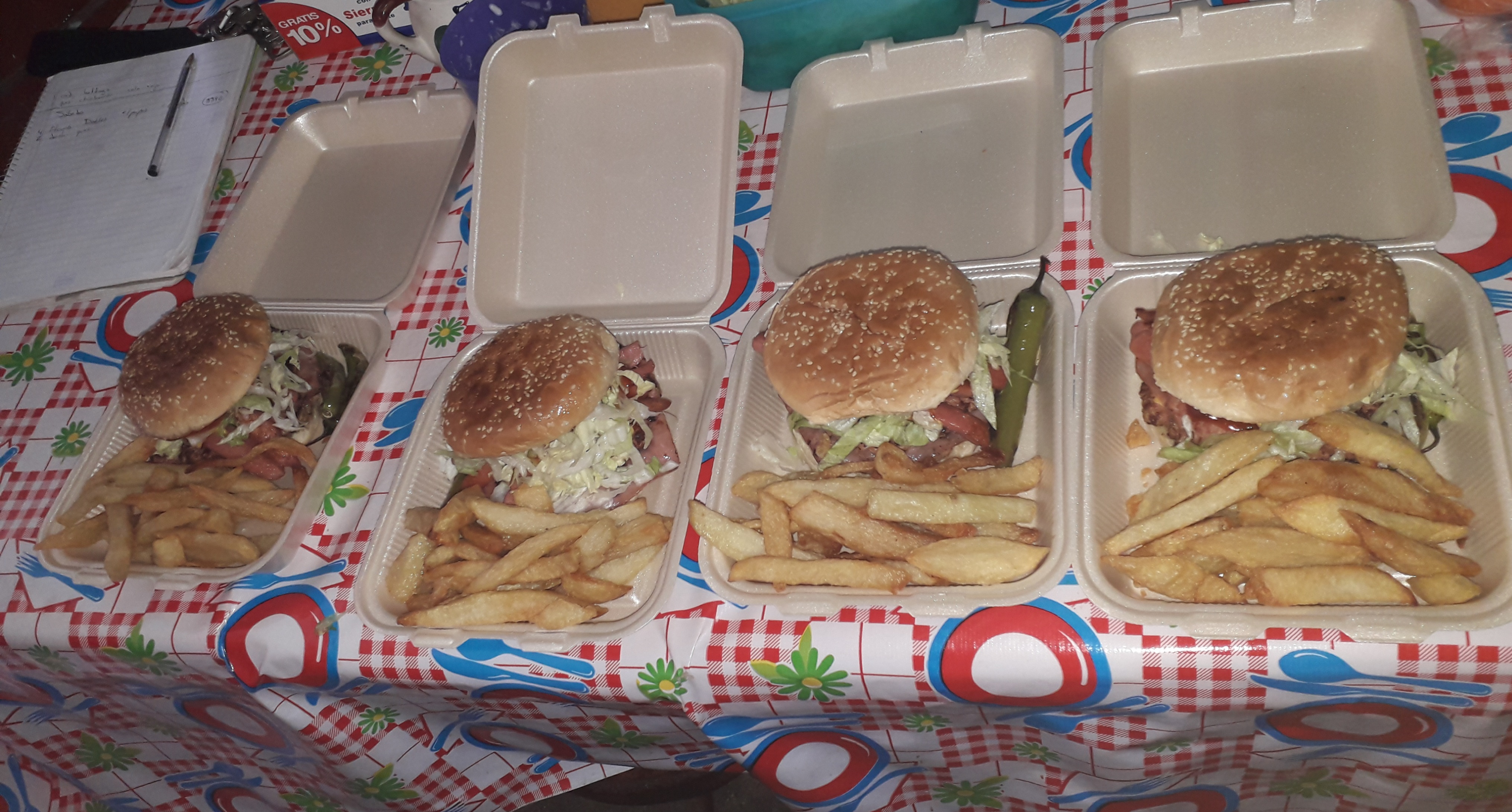 Vero's Burger's image 9