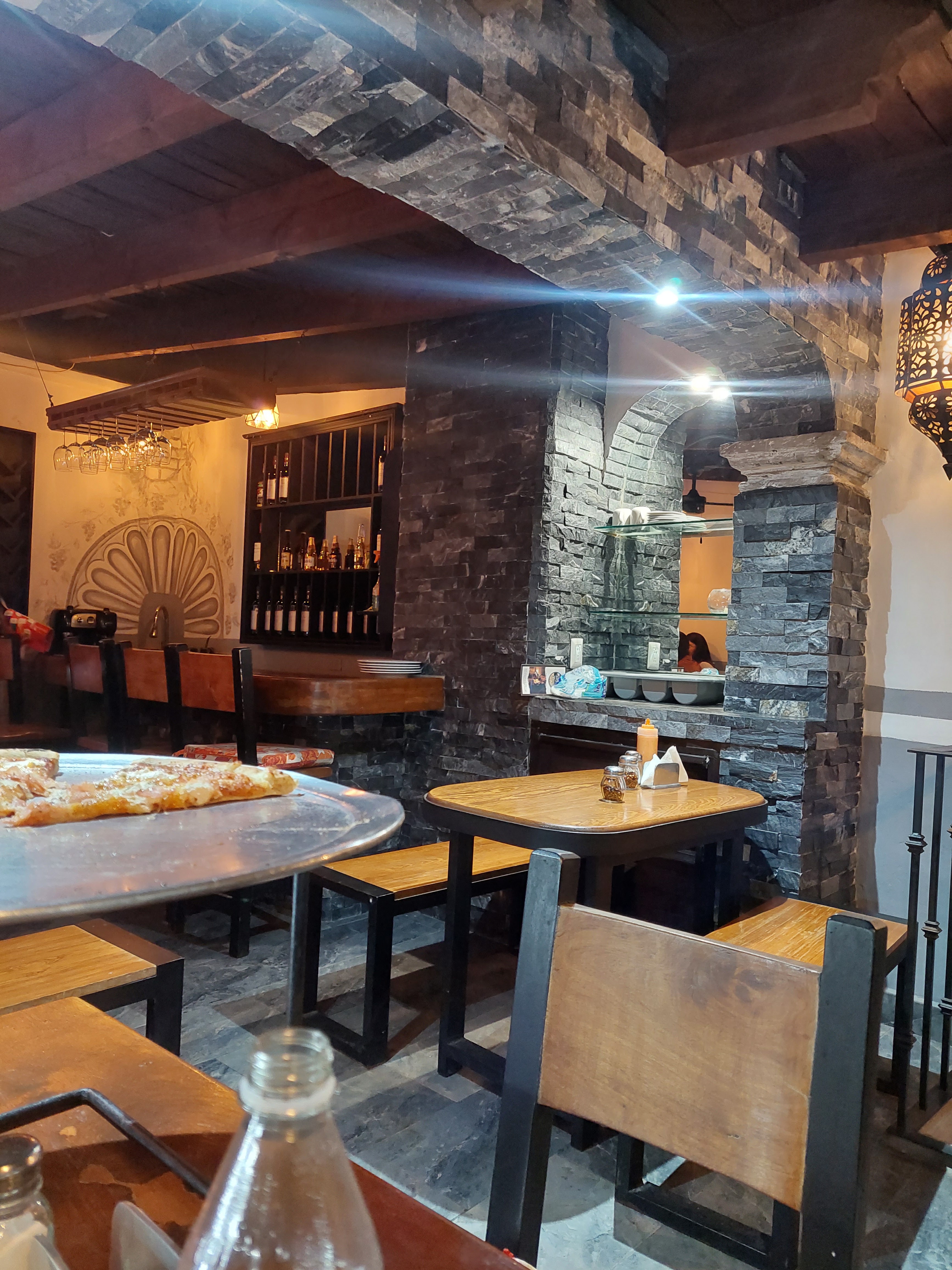 Il Castello Pizzeria image 5