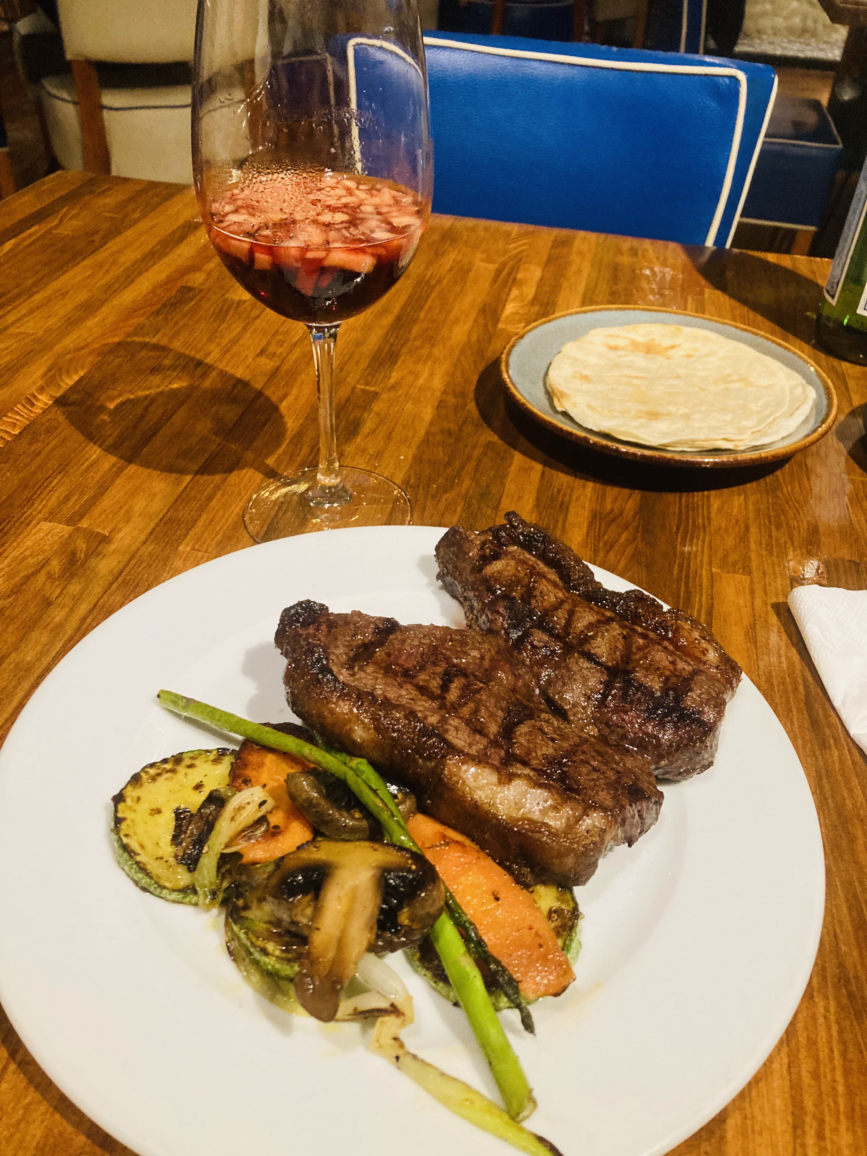 Restaurante La Porota Parrilla Argentina image 2