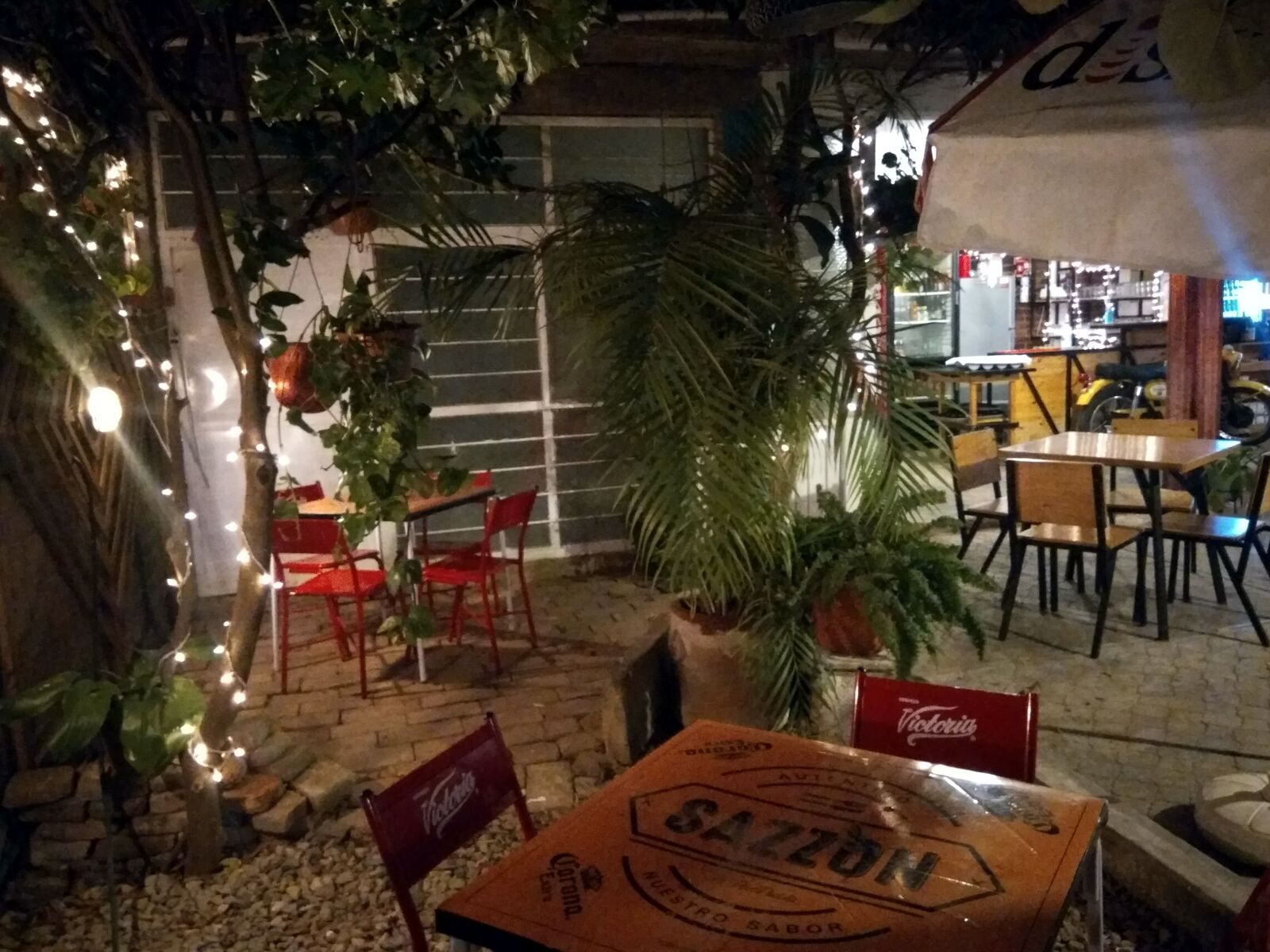 SAZZON RESTAURANTE image 1