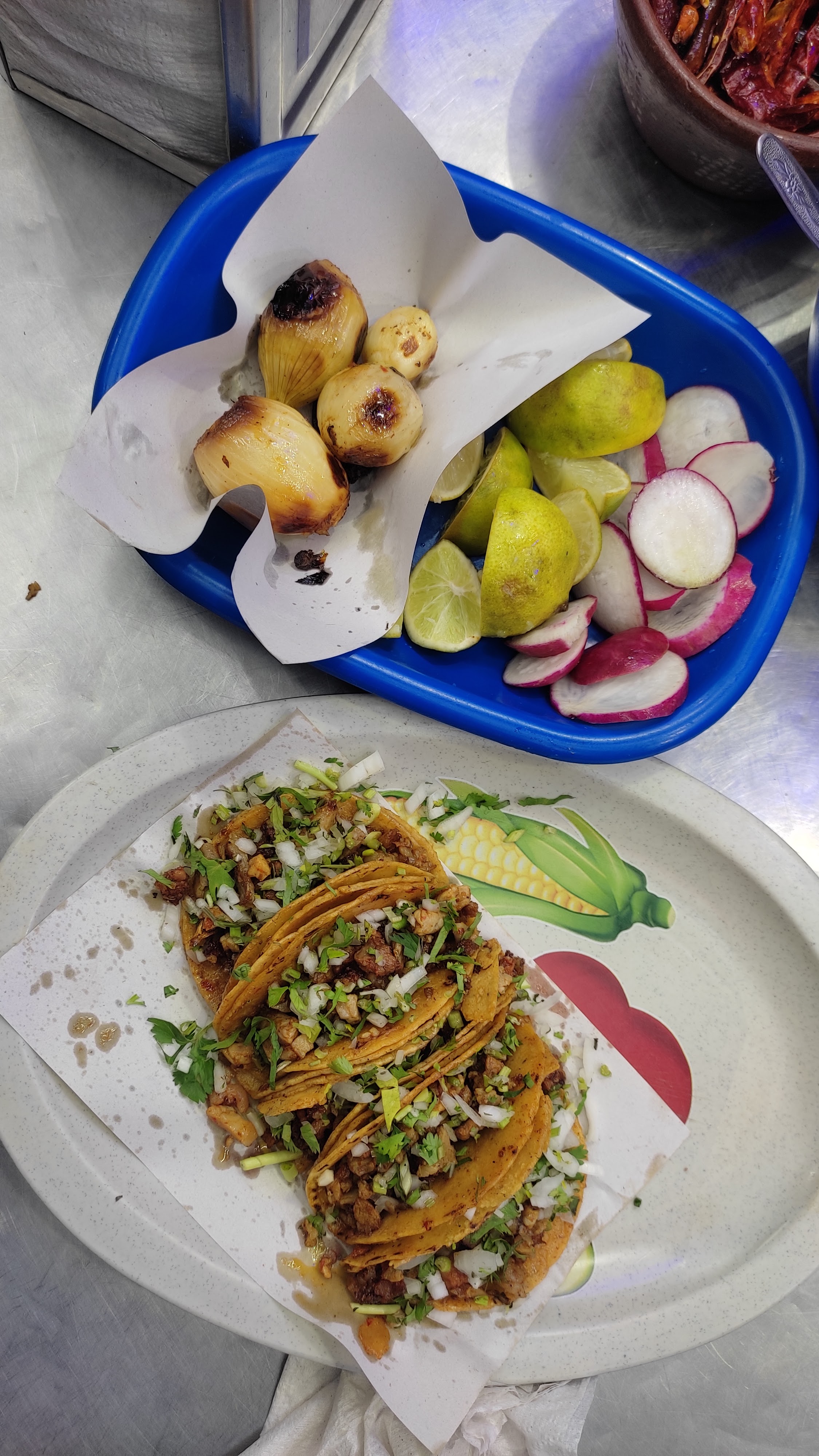 Super taquería La Sanandreseña image 6