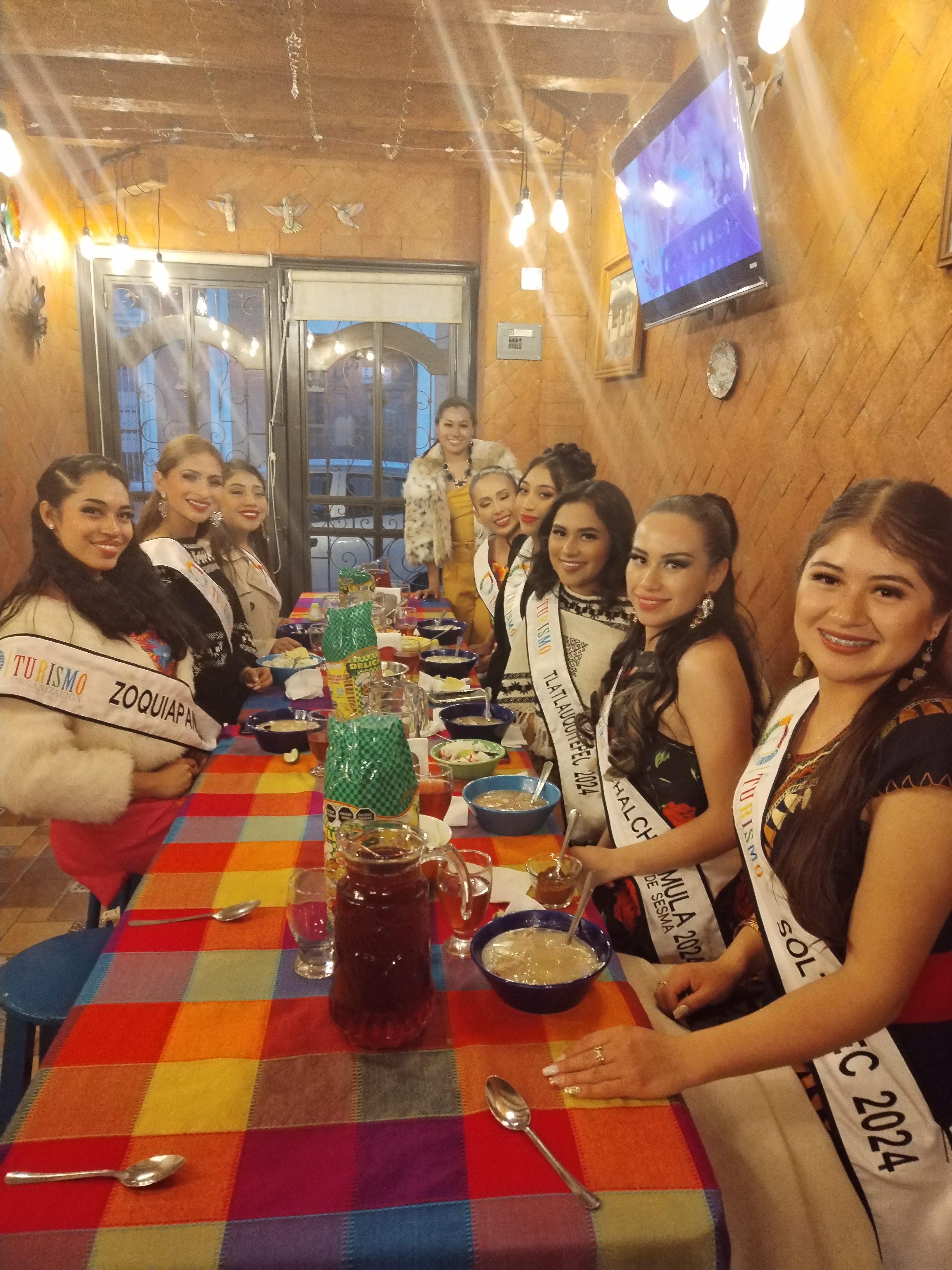 Moloteria y Antojitos Kairos image 8