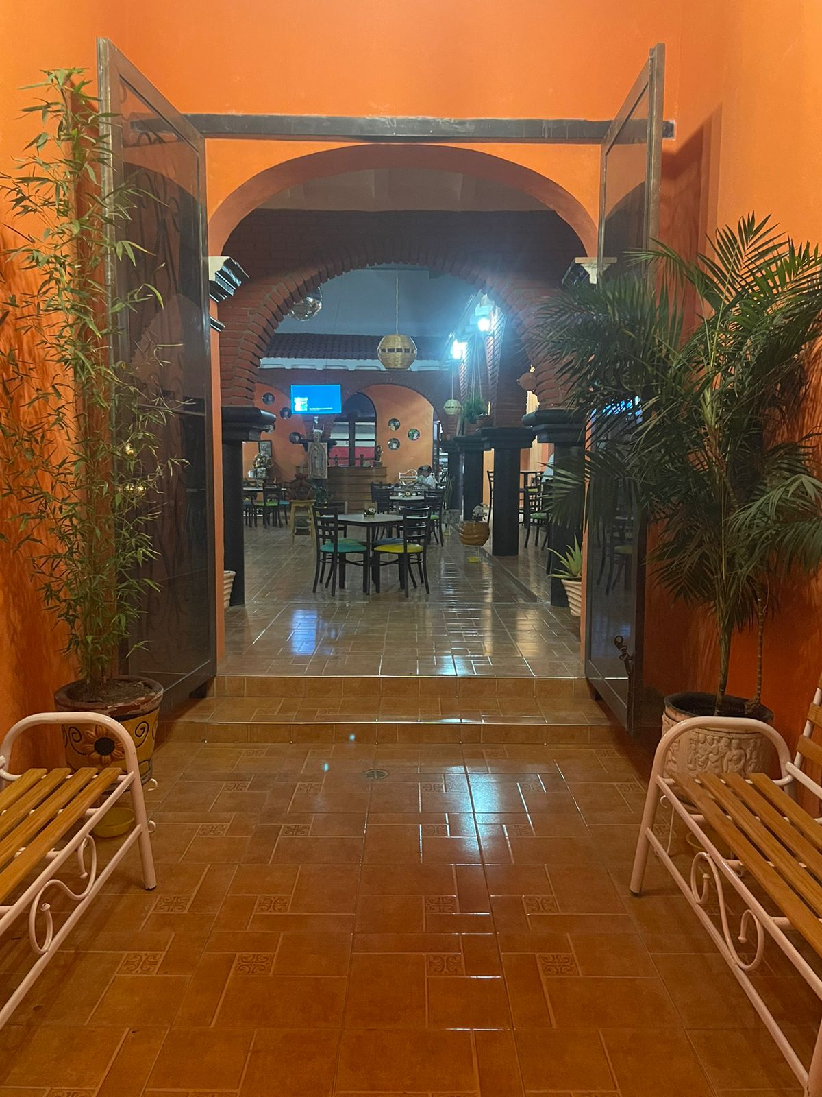 La Casona-Restaurante image 2