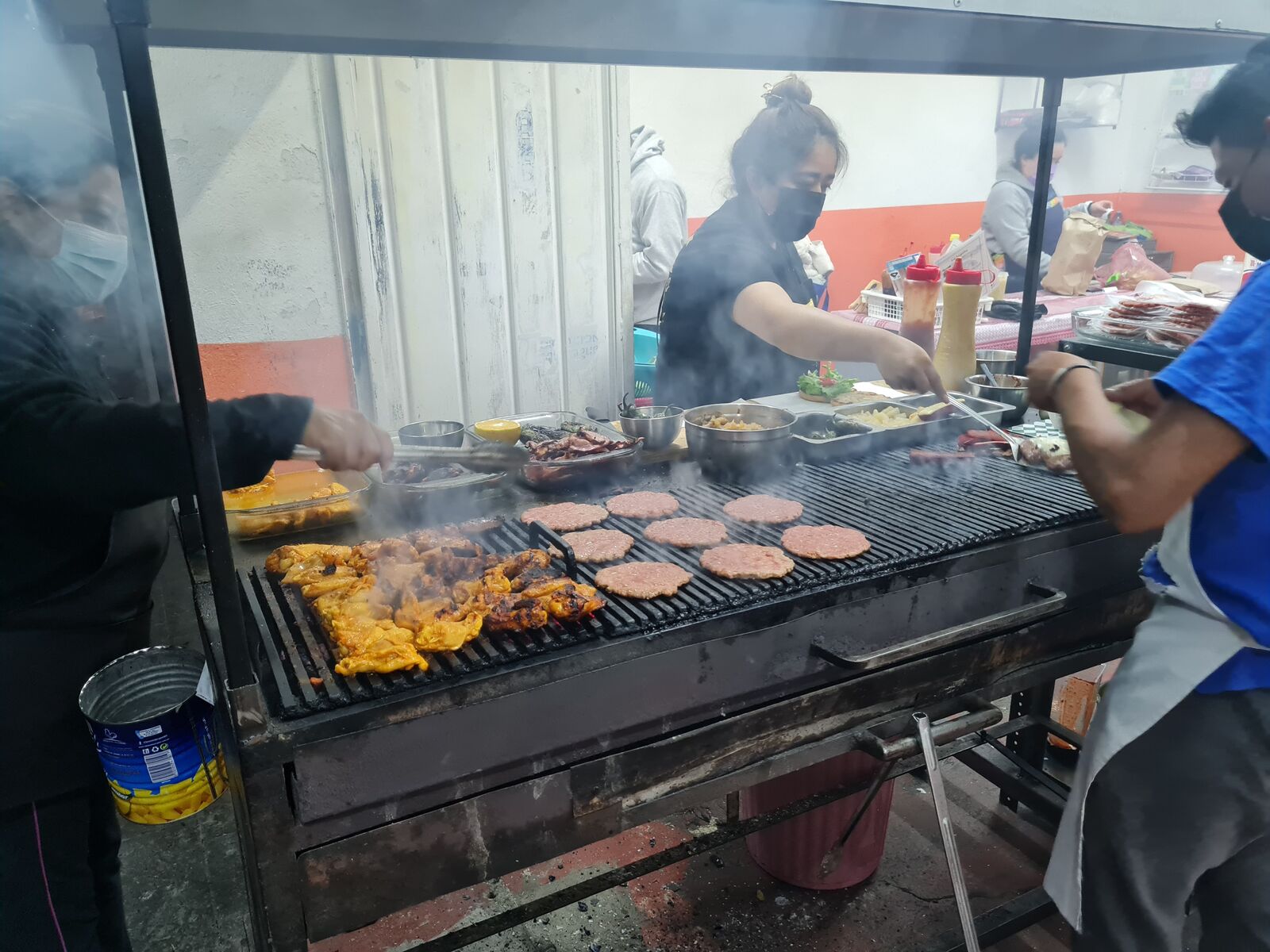 Hamburguesas al carbón “Las banquitas” image 10