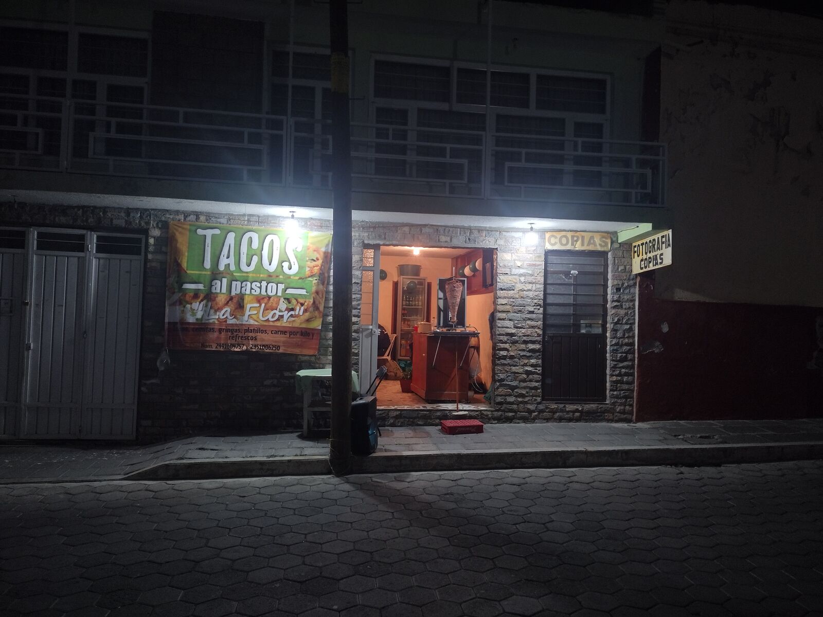 Taquería "La Flor" image 5