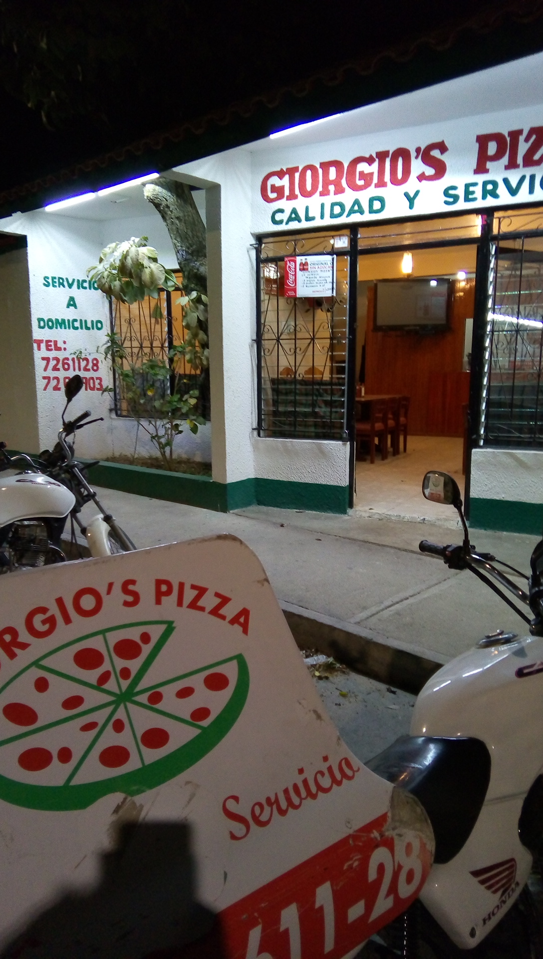 Giorgio's Pizza image 4