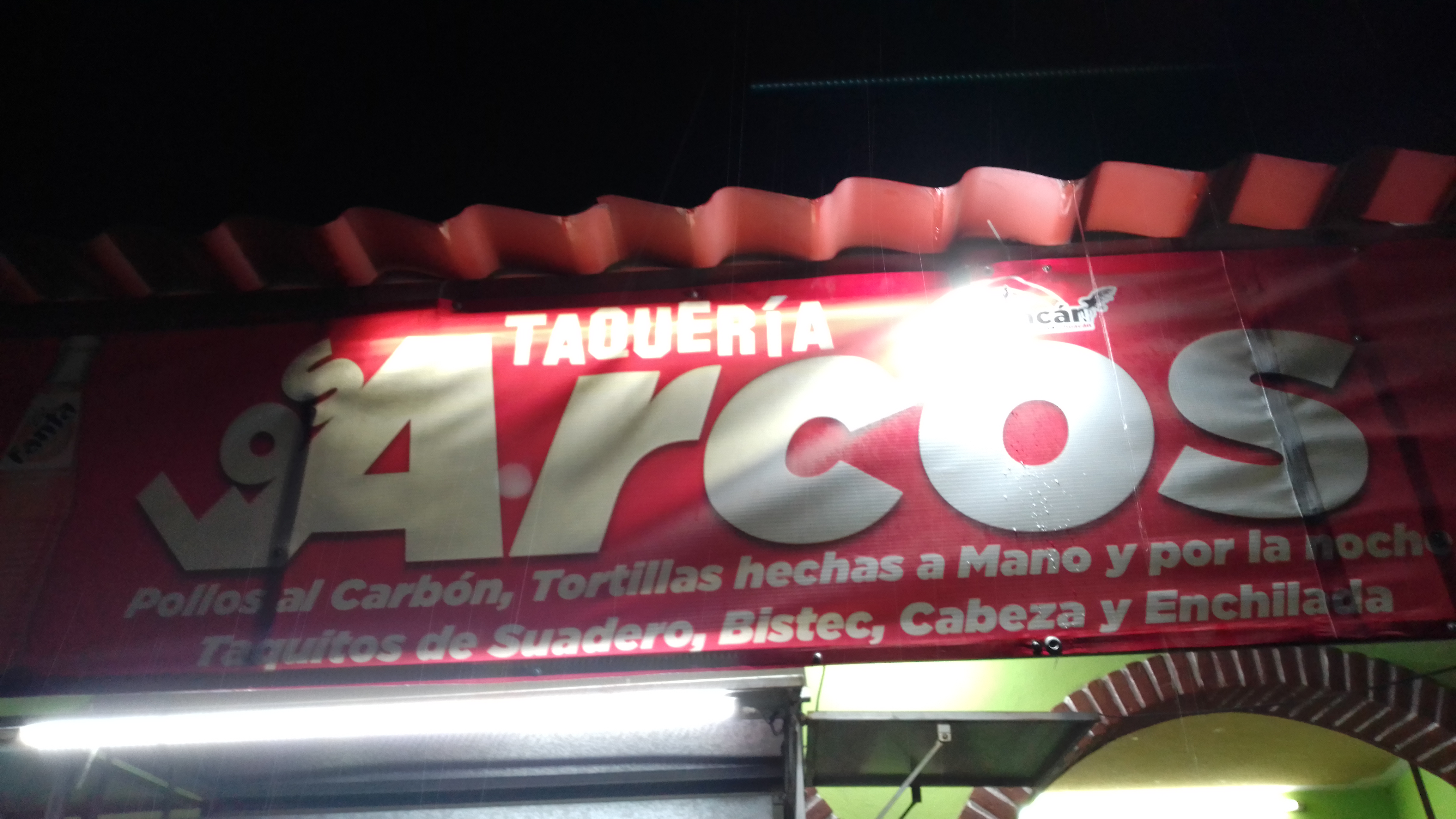 Taquería Los Arcos - ¨El auténtico sabor de la mixteca poblana¨ image 2